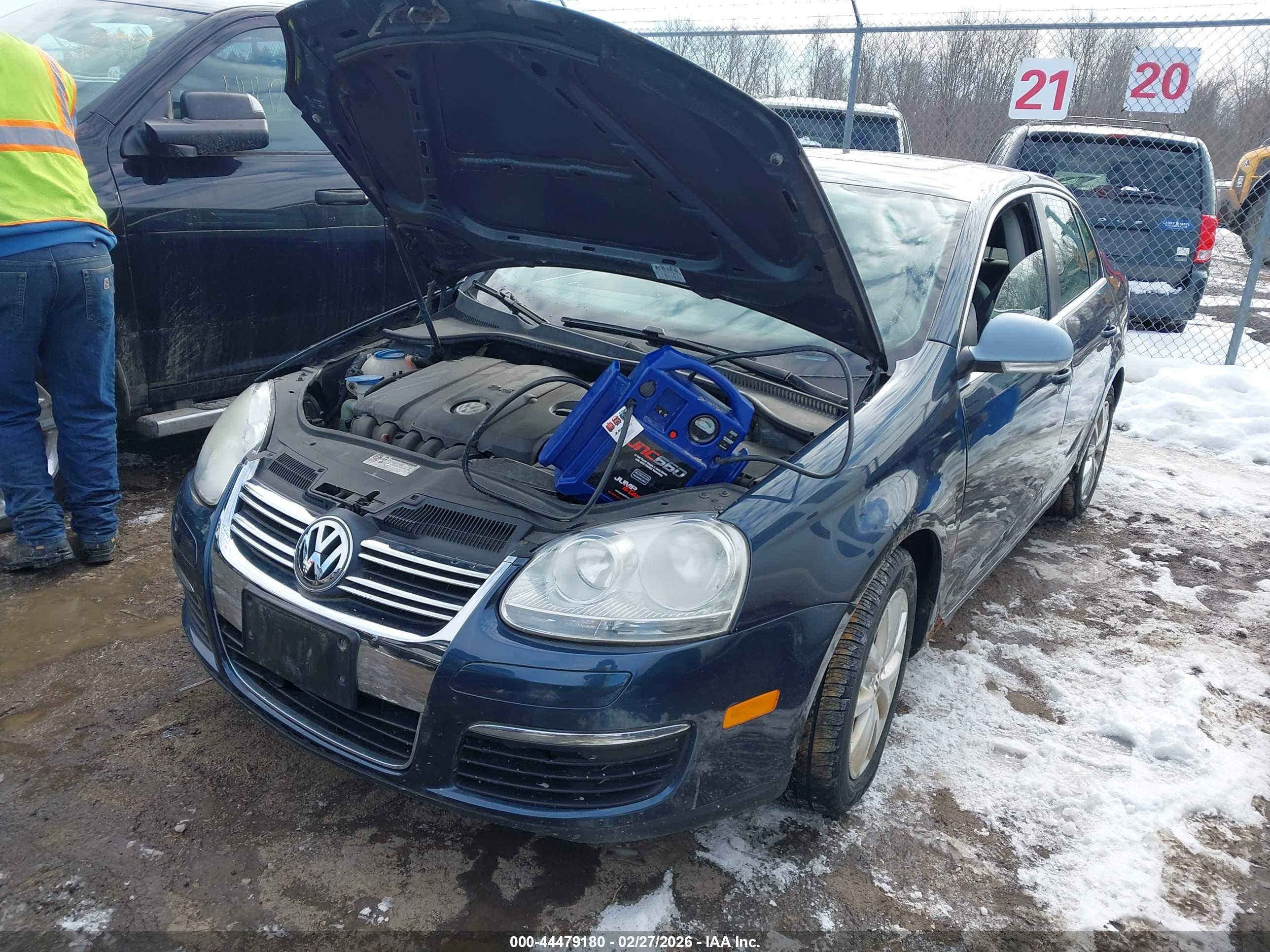 VOLKSWAGEN JETTA image 6