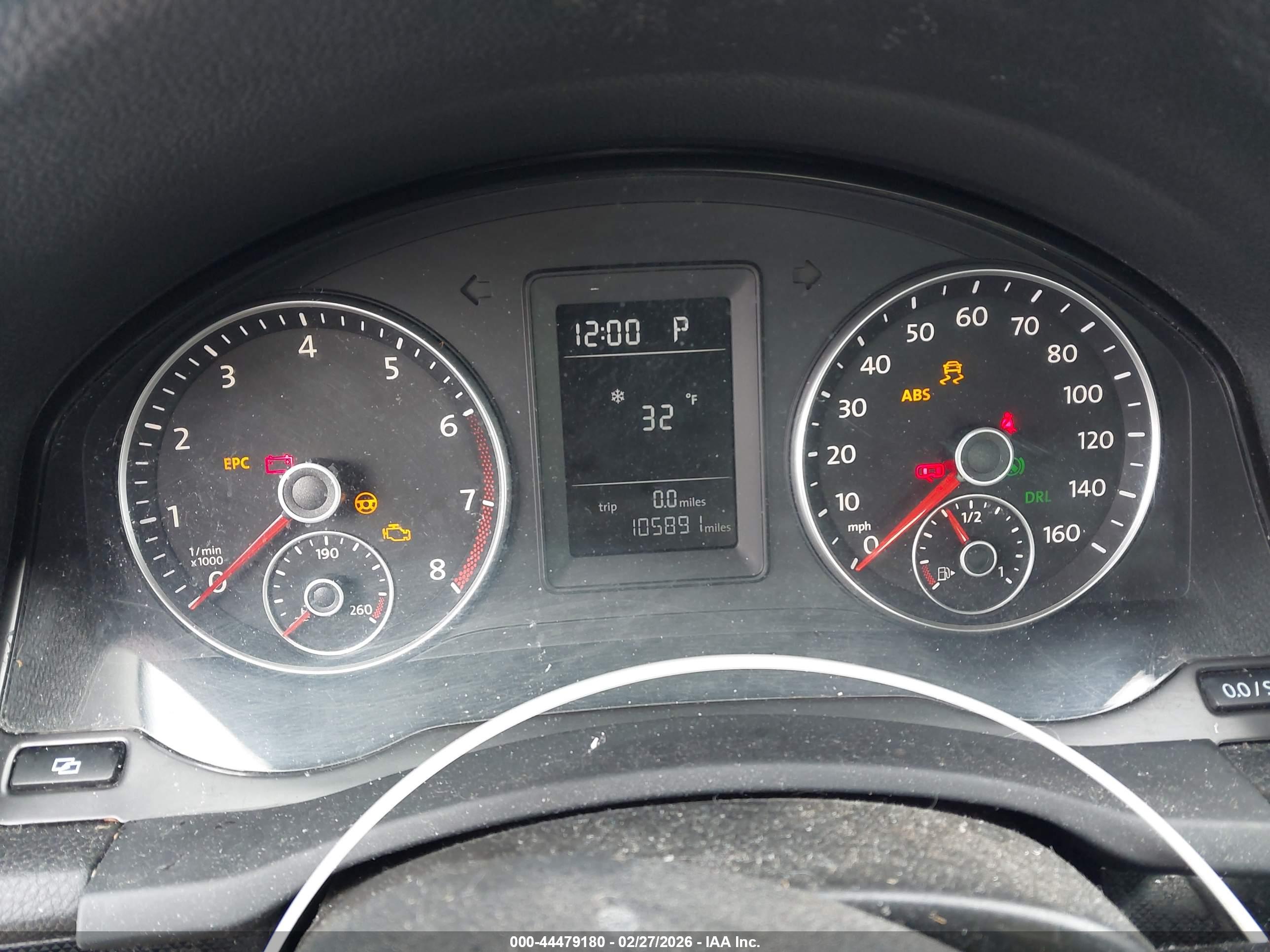 VOLKSWAGEN JETTA image 7