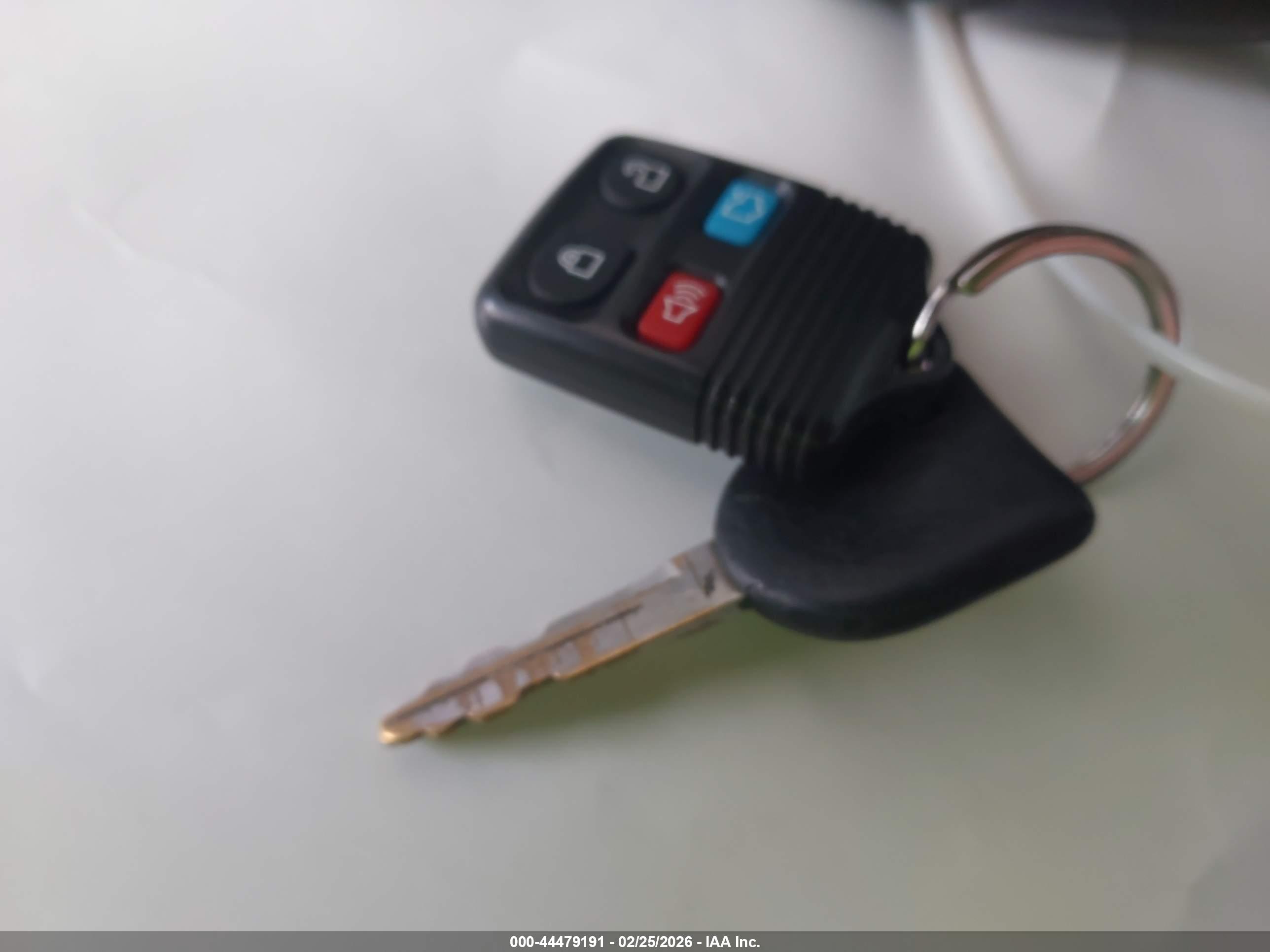 FORD FOCUS image 11