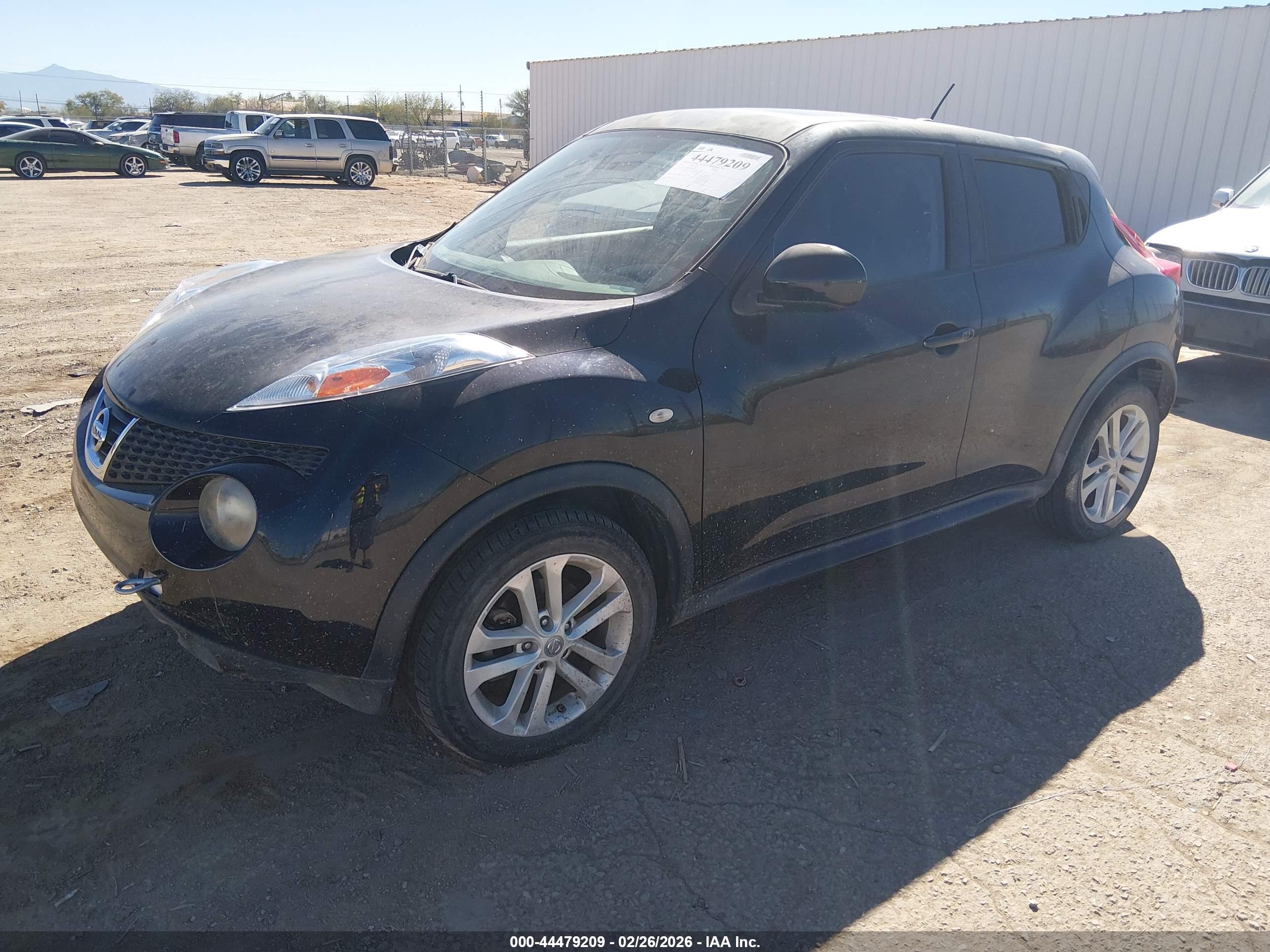 NISSAN JUKE image 2