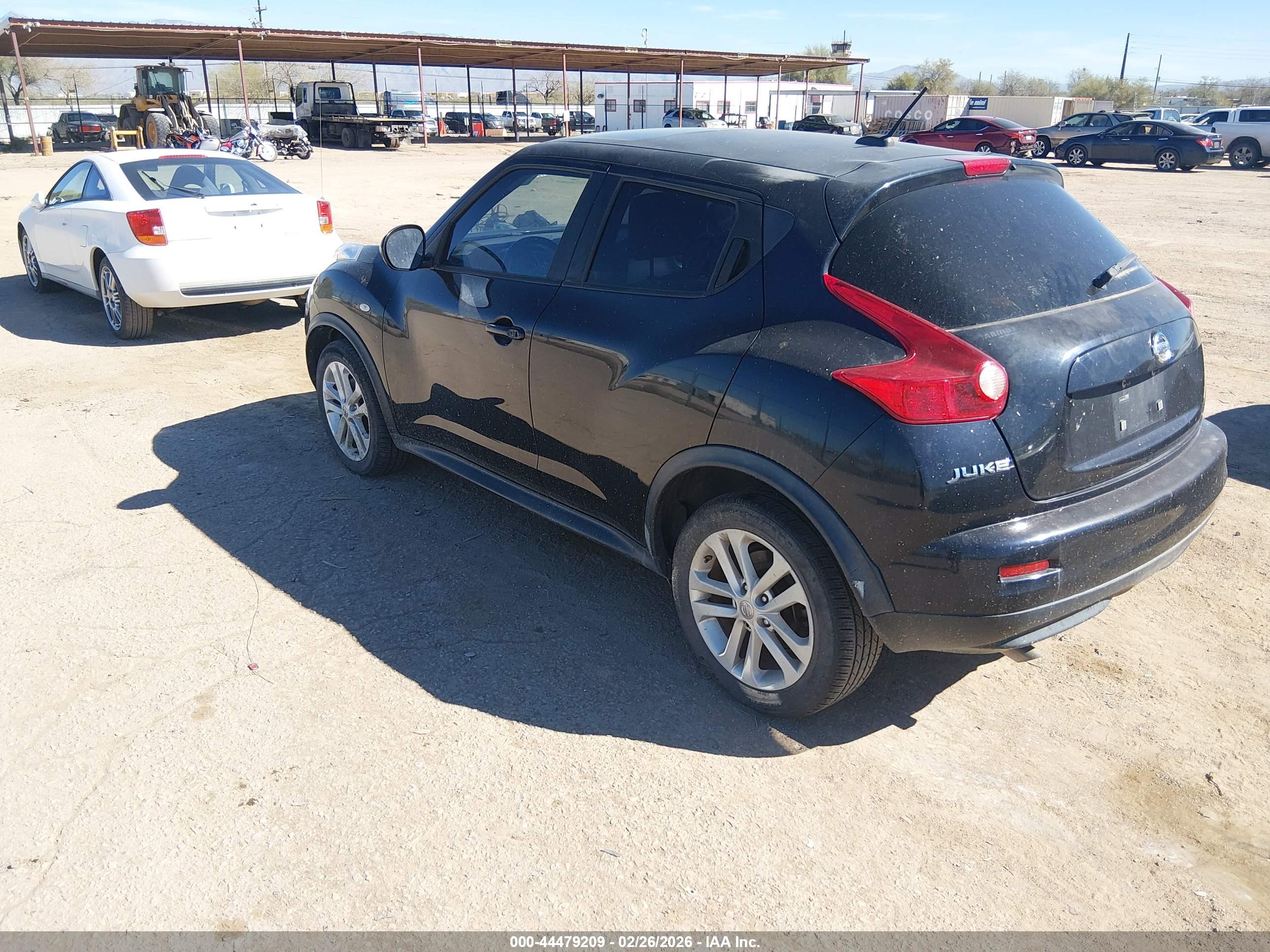 NISSAN JUKE image 3