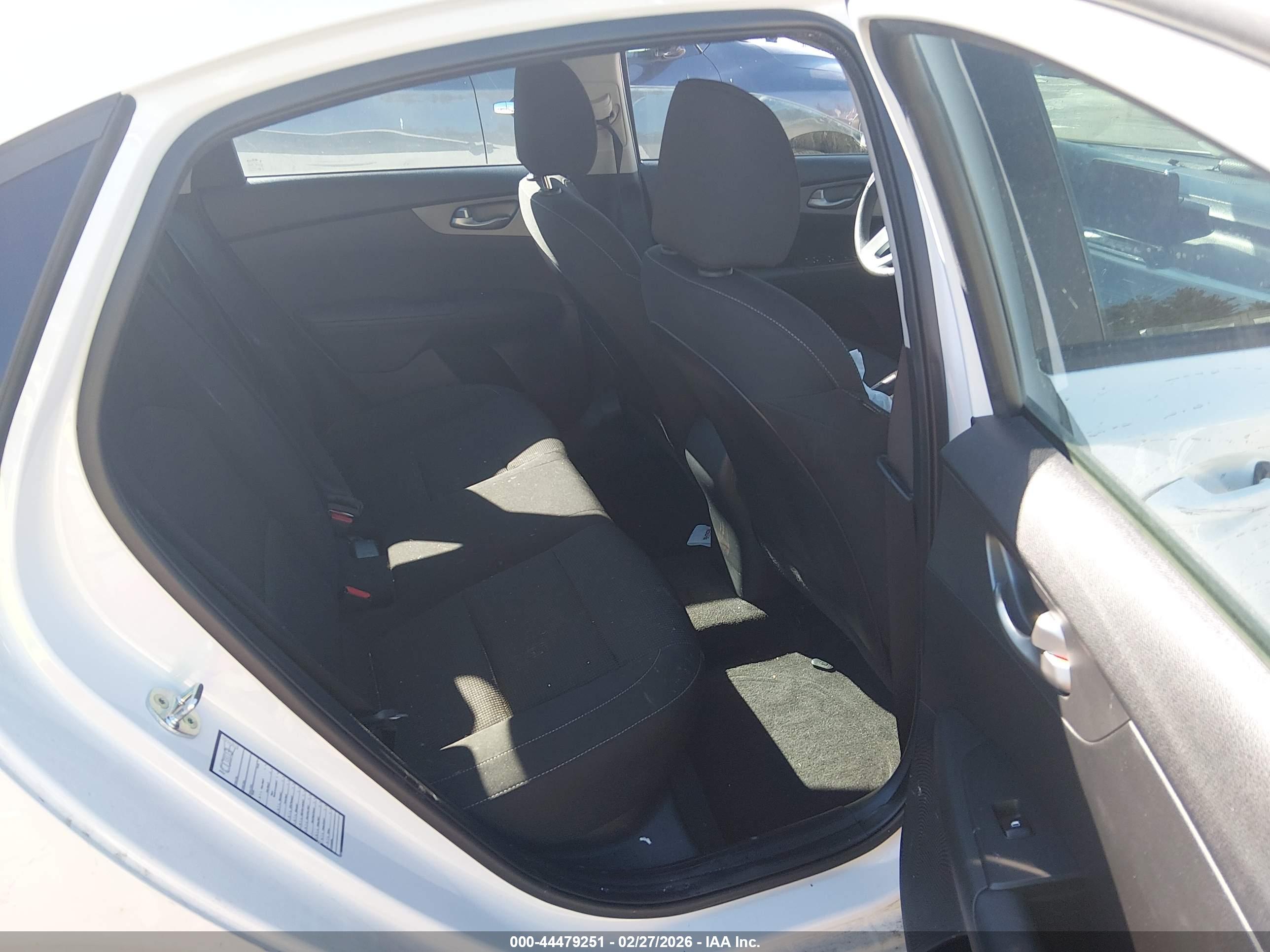 KIA FORTE image 8