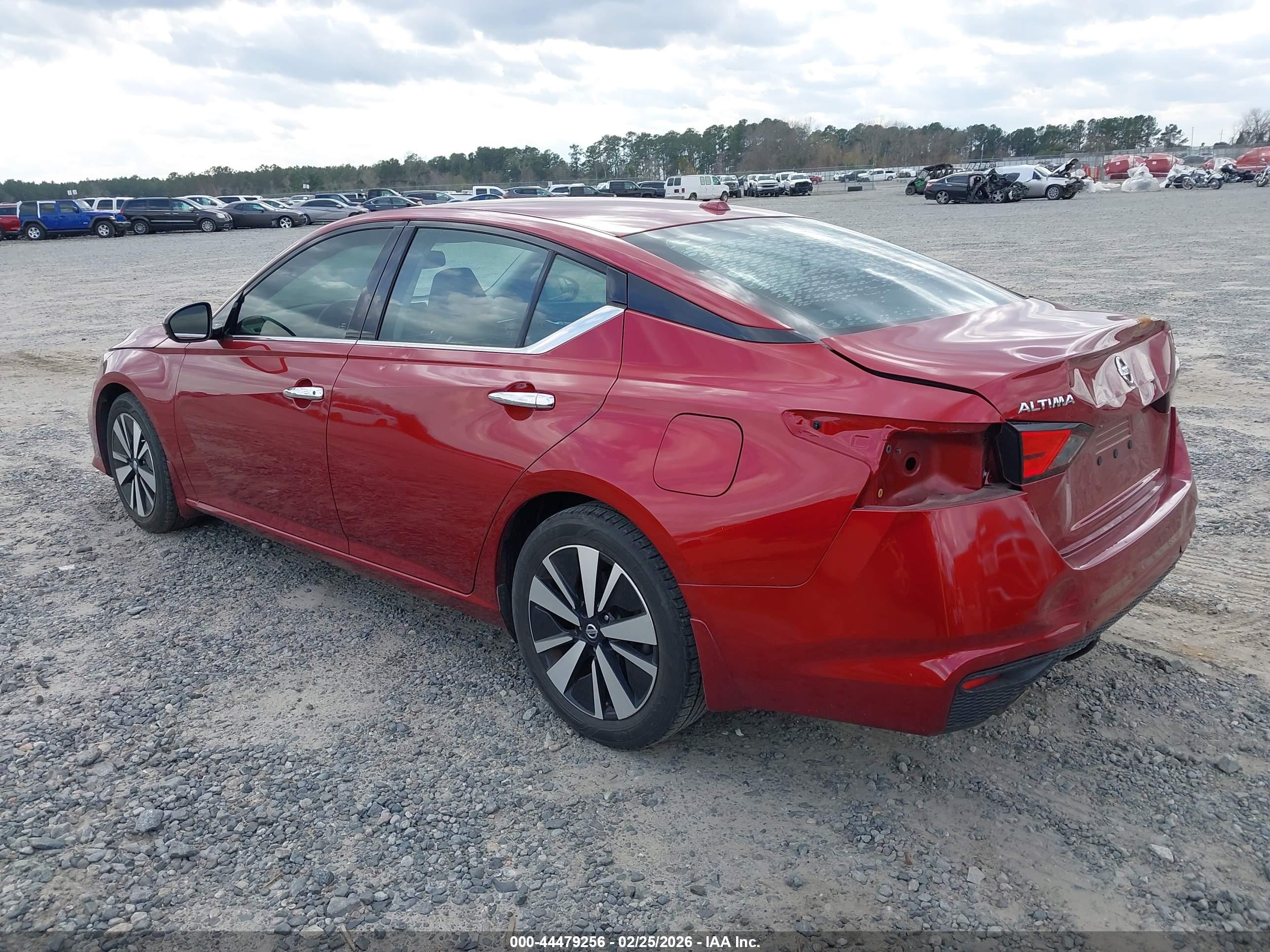 NISSAN ALTIMA image 3