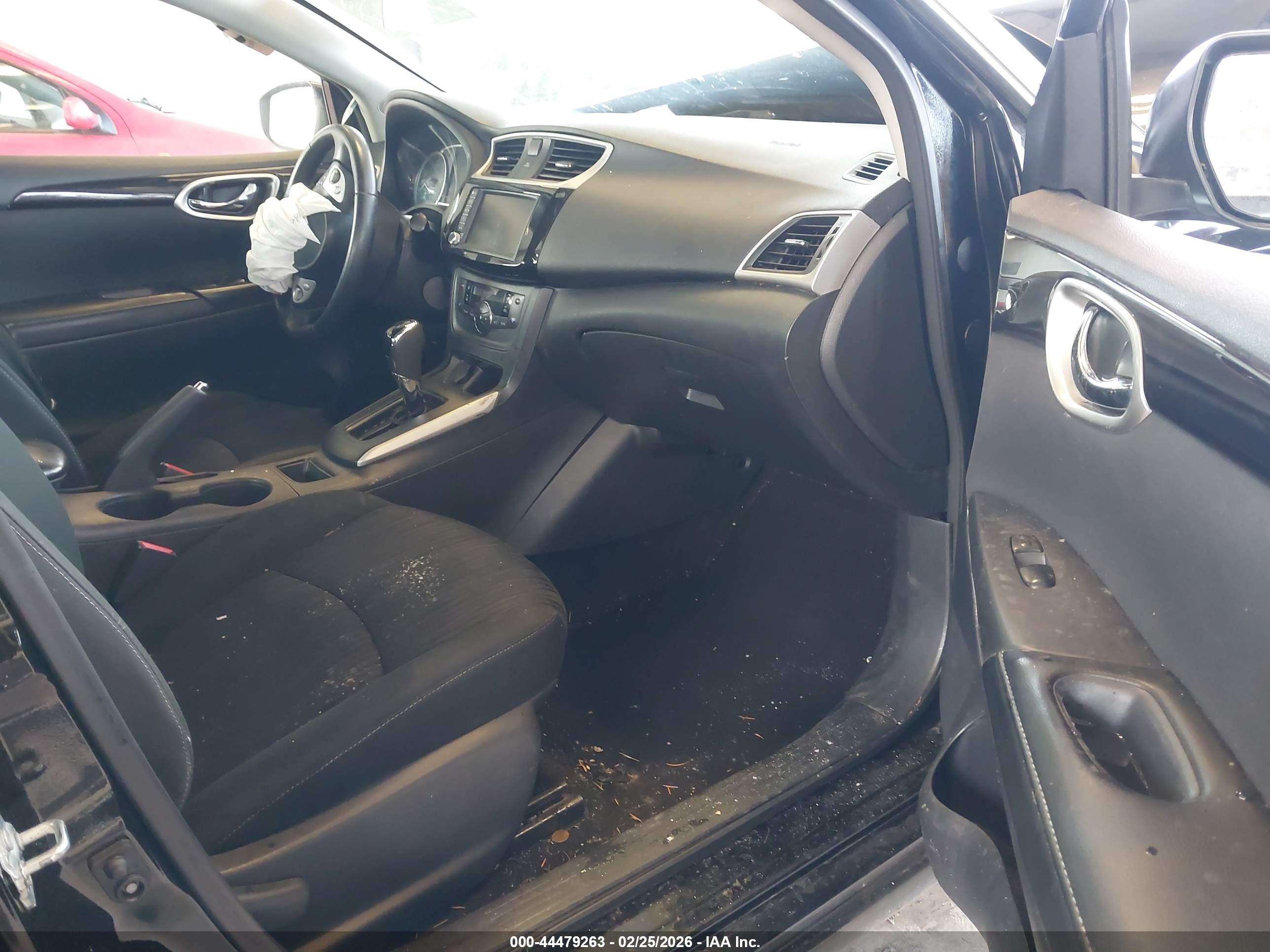 NISSAN SENTRA image 5