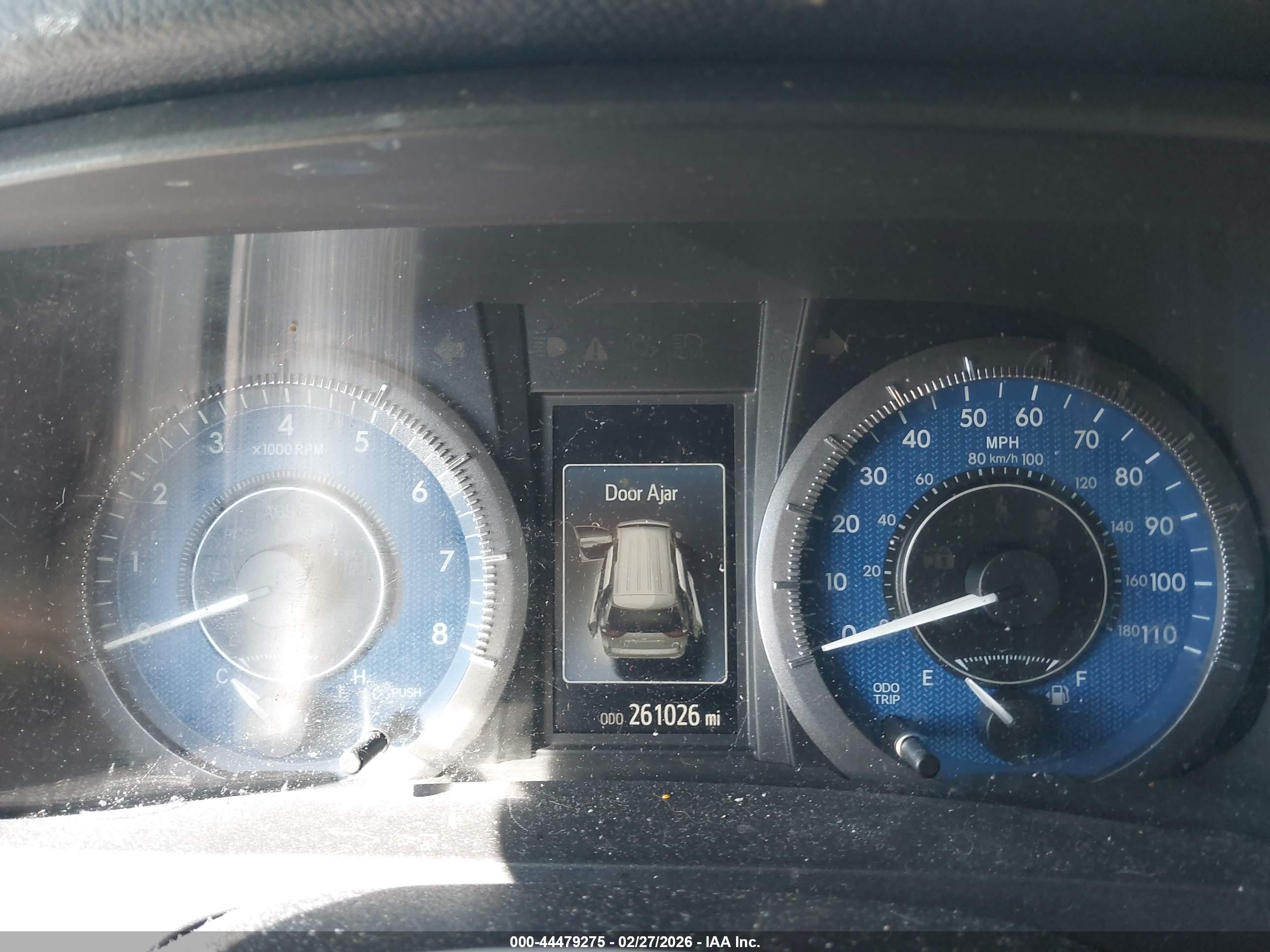 TOYOTA SIENNA image 7