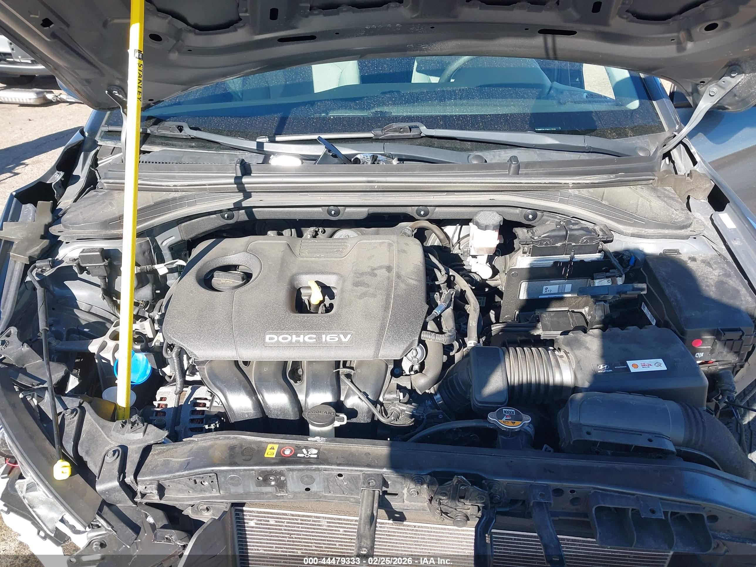 HYUNDAI ELANTRA image 10