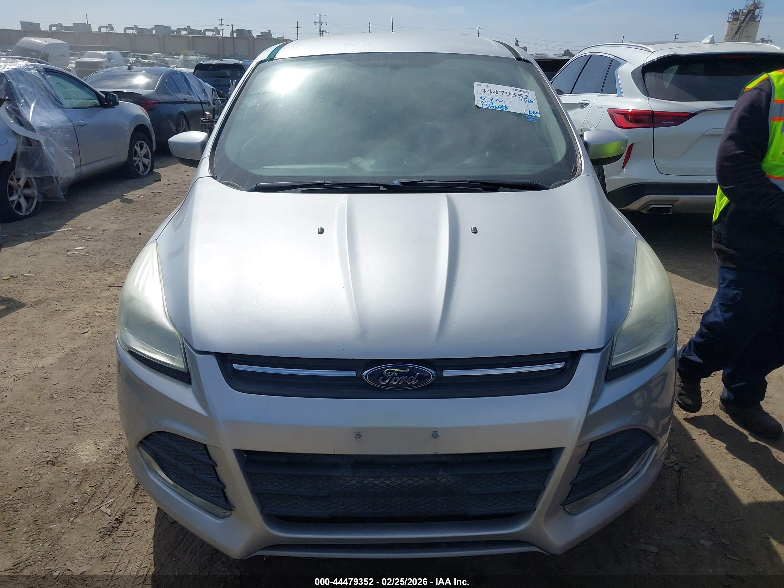 FORD ESCAPE image 6