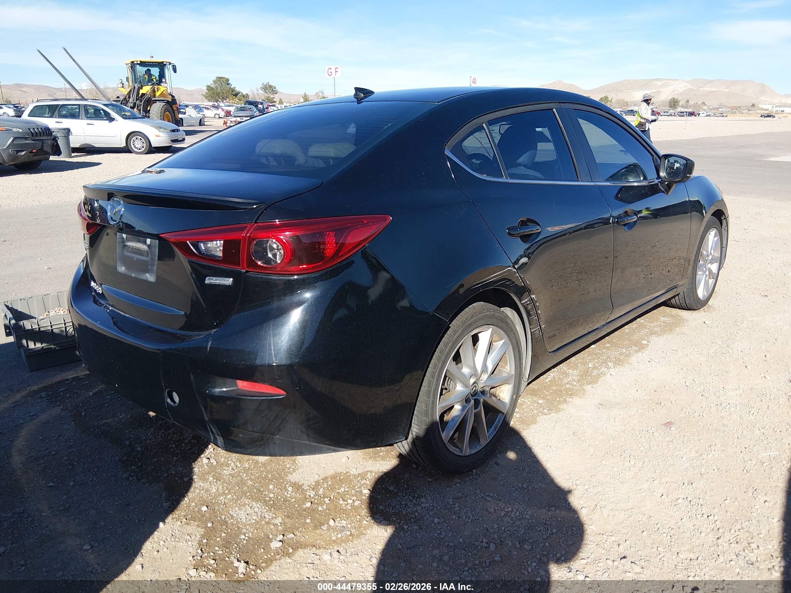 MAZDA MAZDA3 image 4
