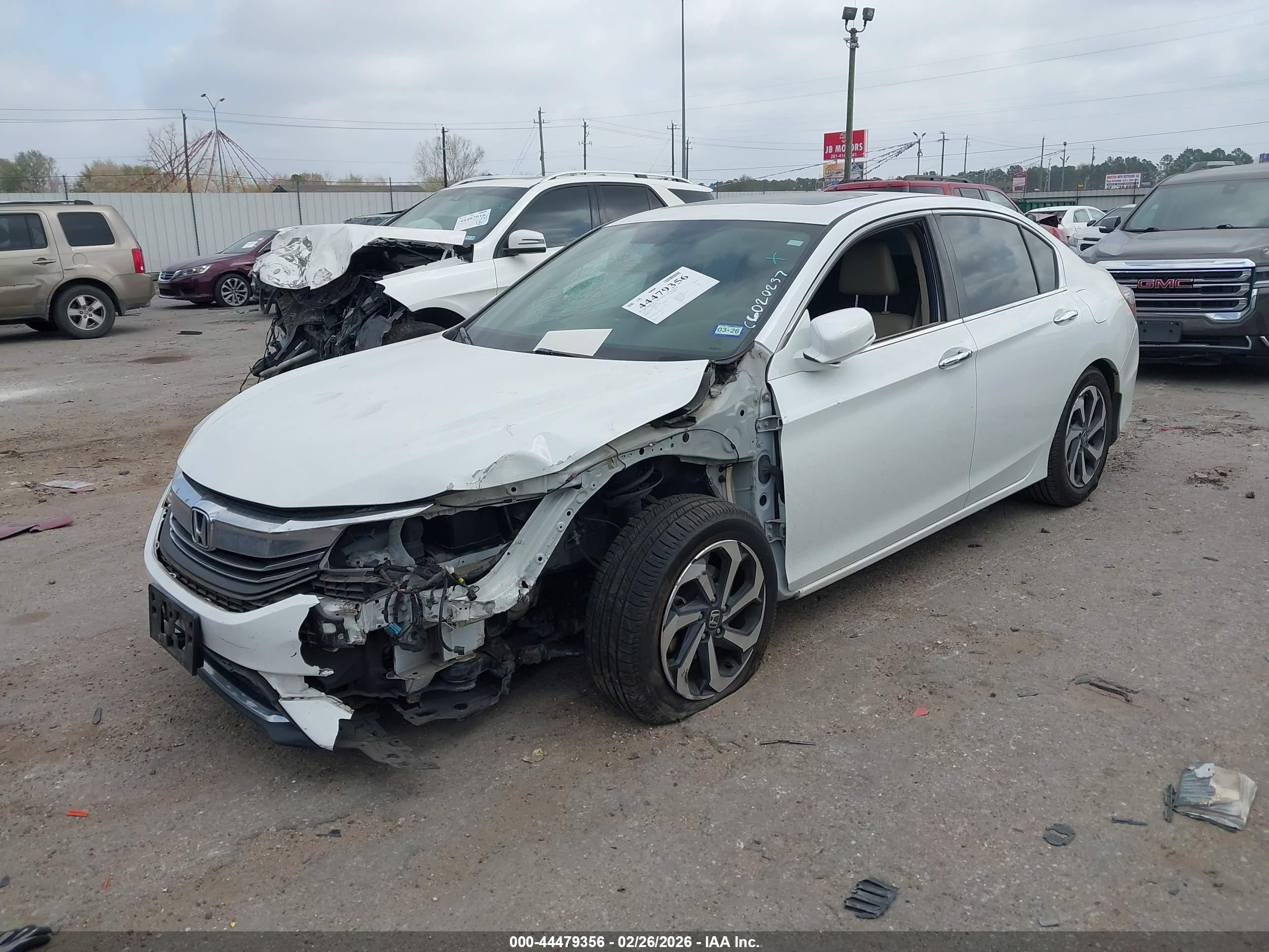 HONDA ACCORD image 2