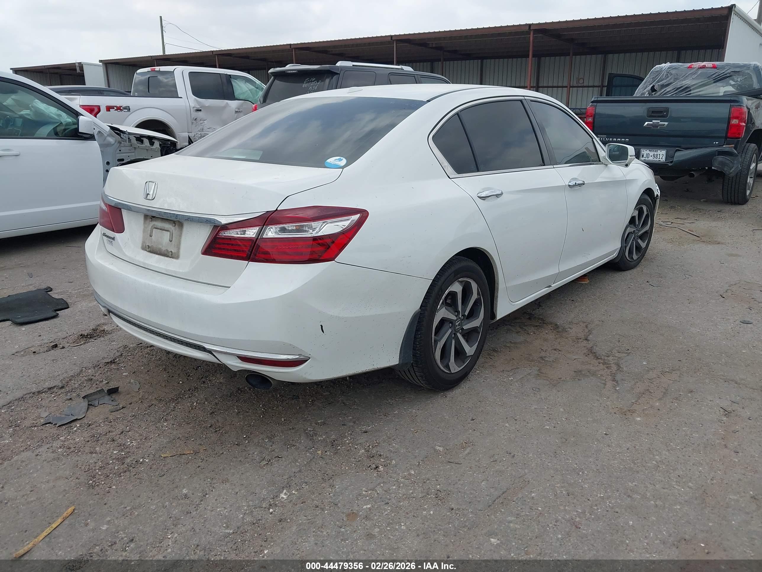 HONDA ACCORD image 4