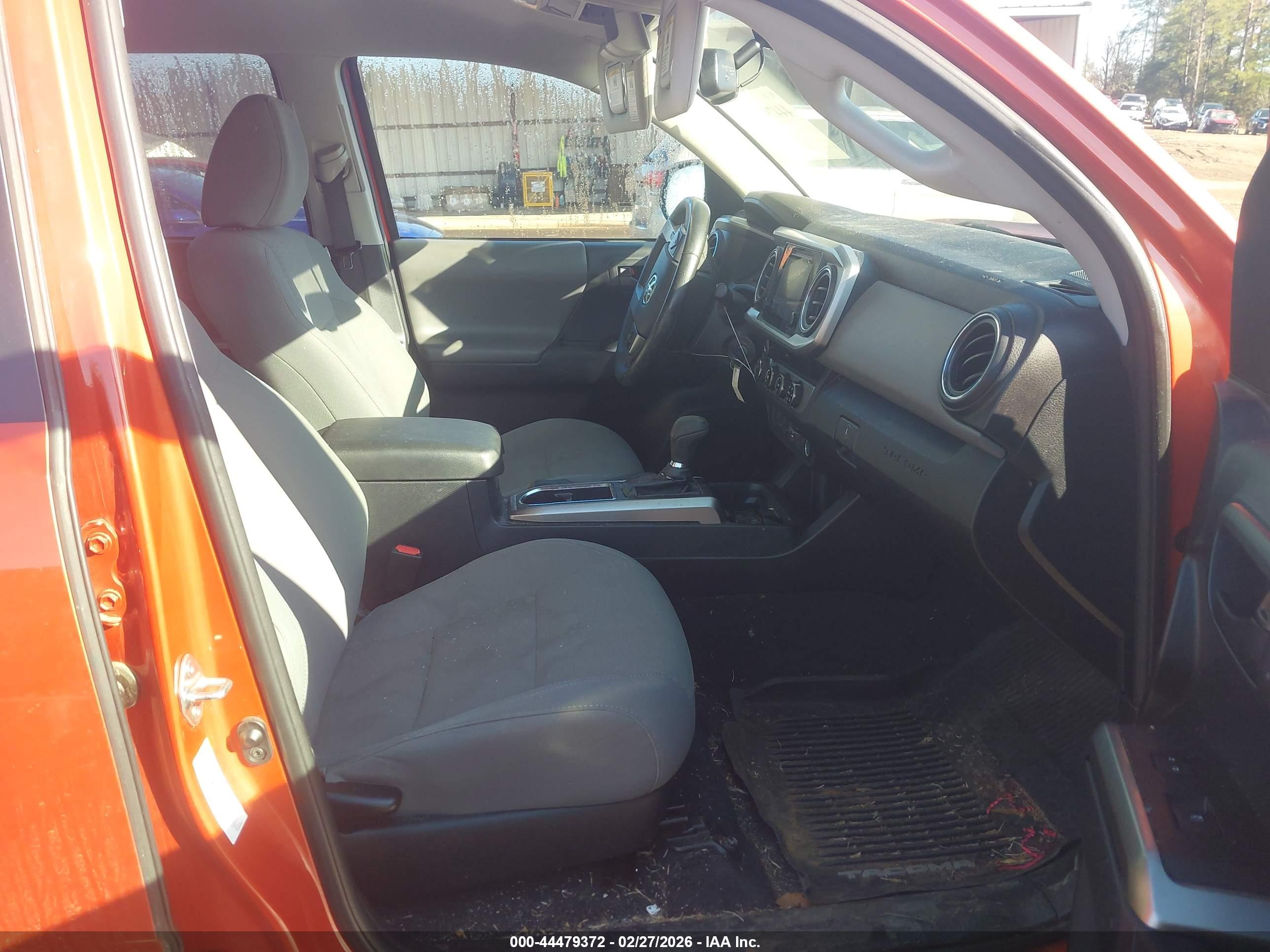 TOYOTA TACOMA image 5