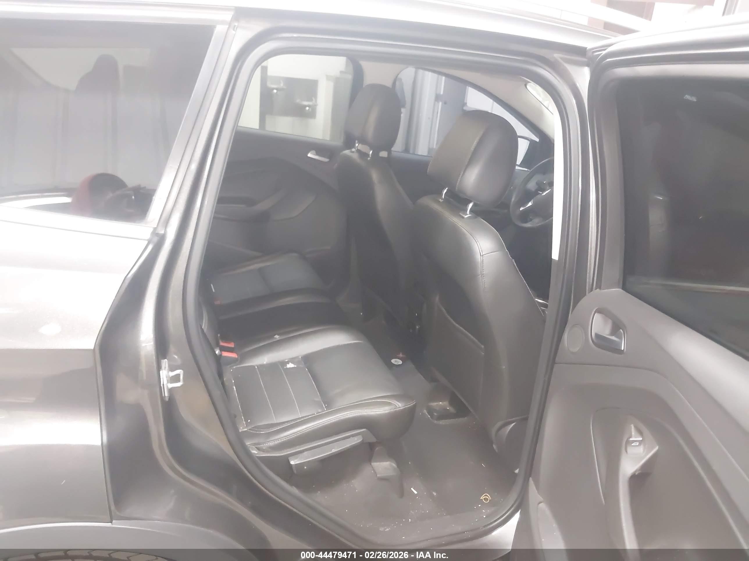 FORD ESCAPE image 8