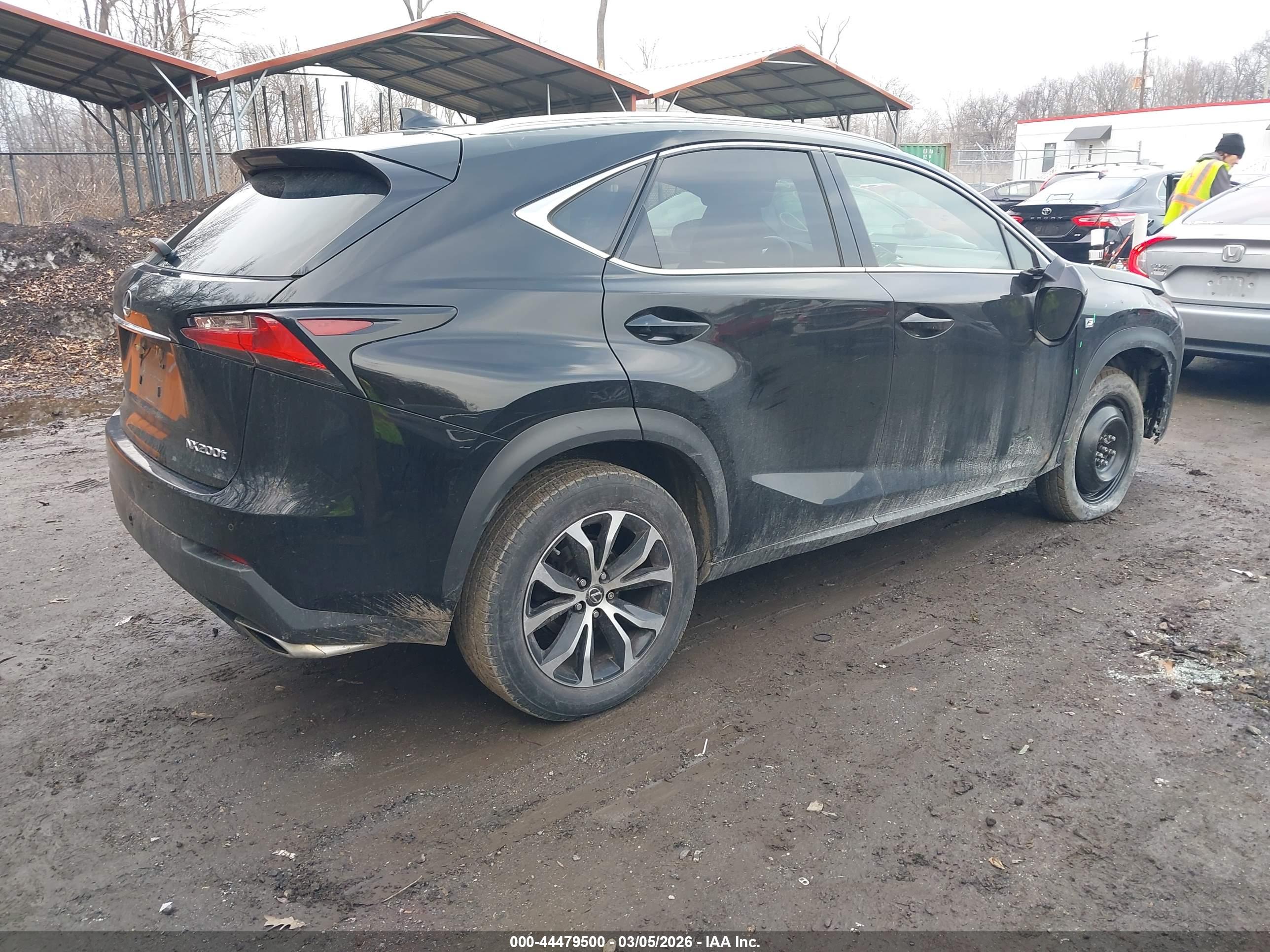 LEXUS NX image 4