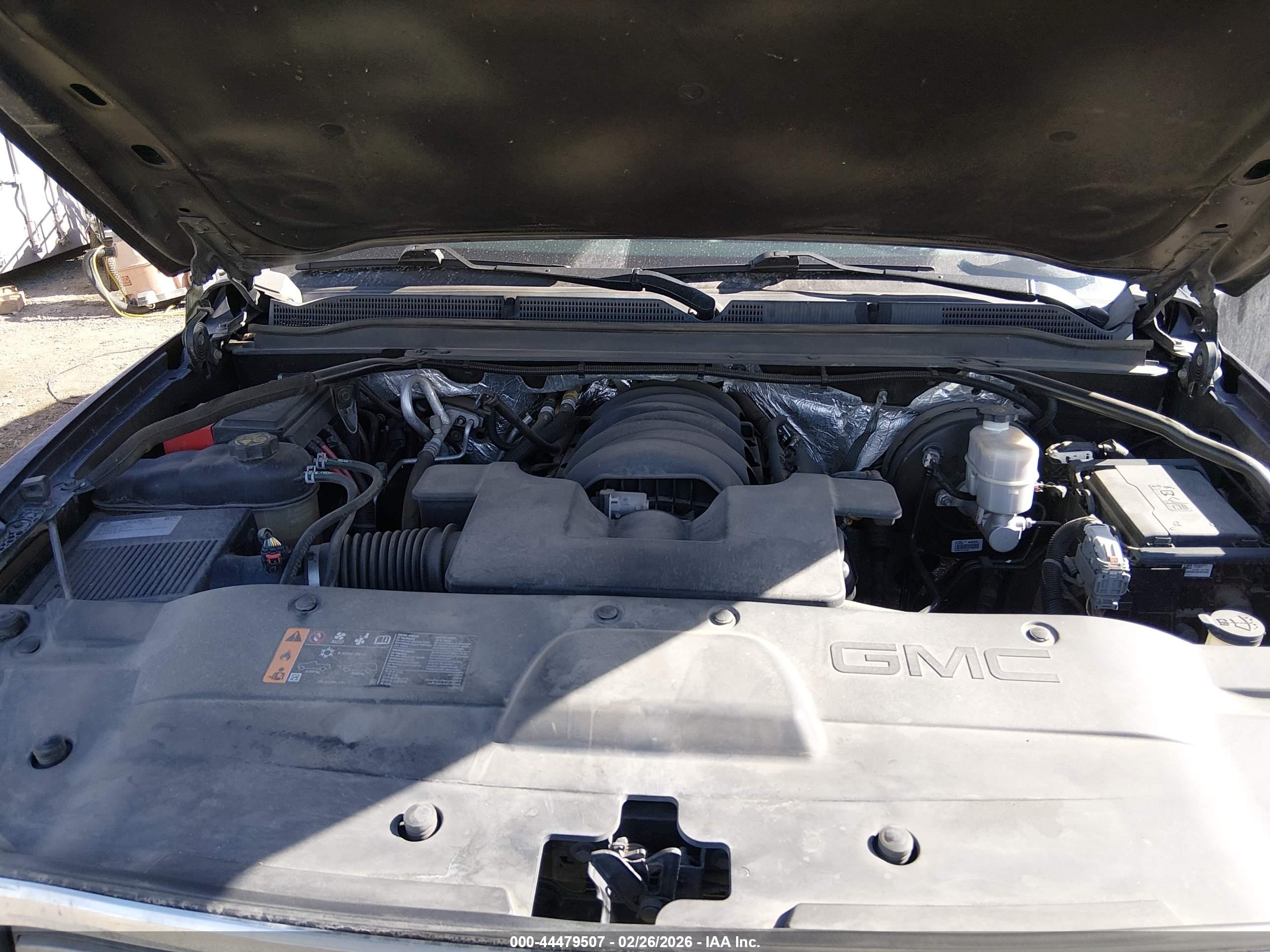 GMC YUKON image 10