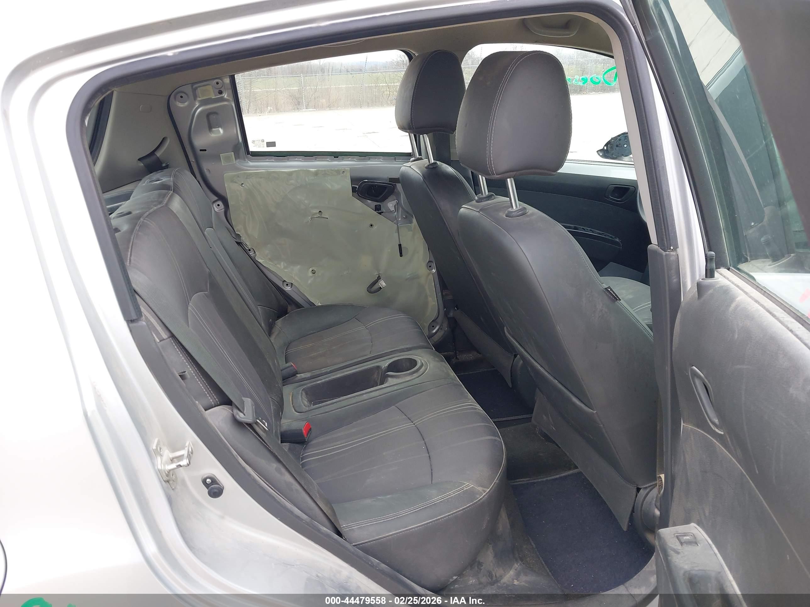 CHEVROLET SPARK image 8