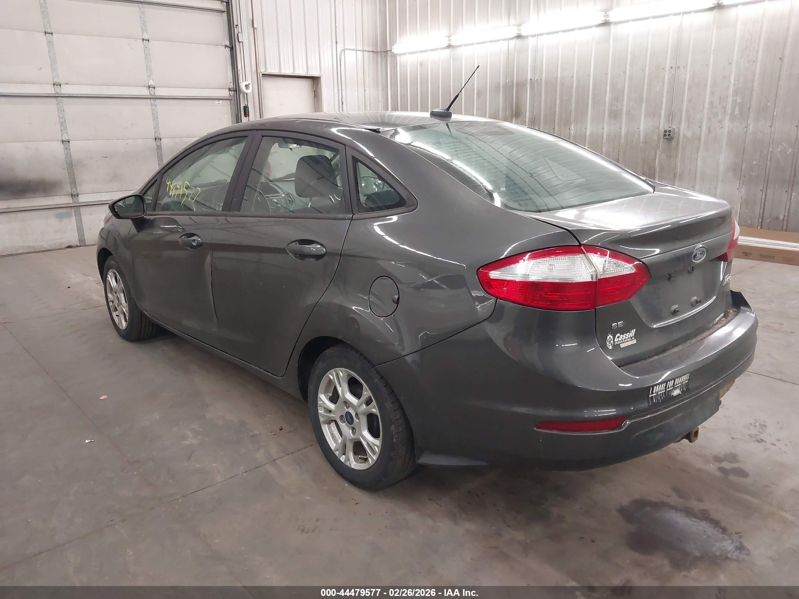 FORD FIESTA image 3