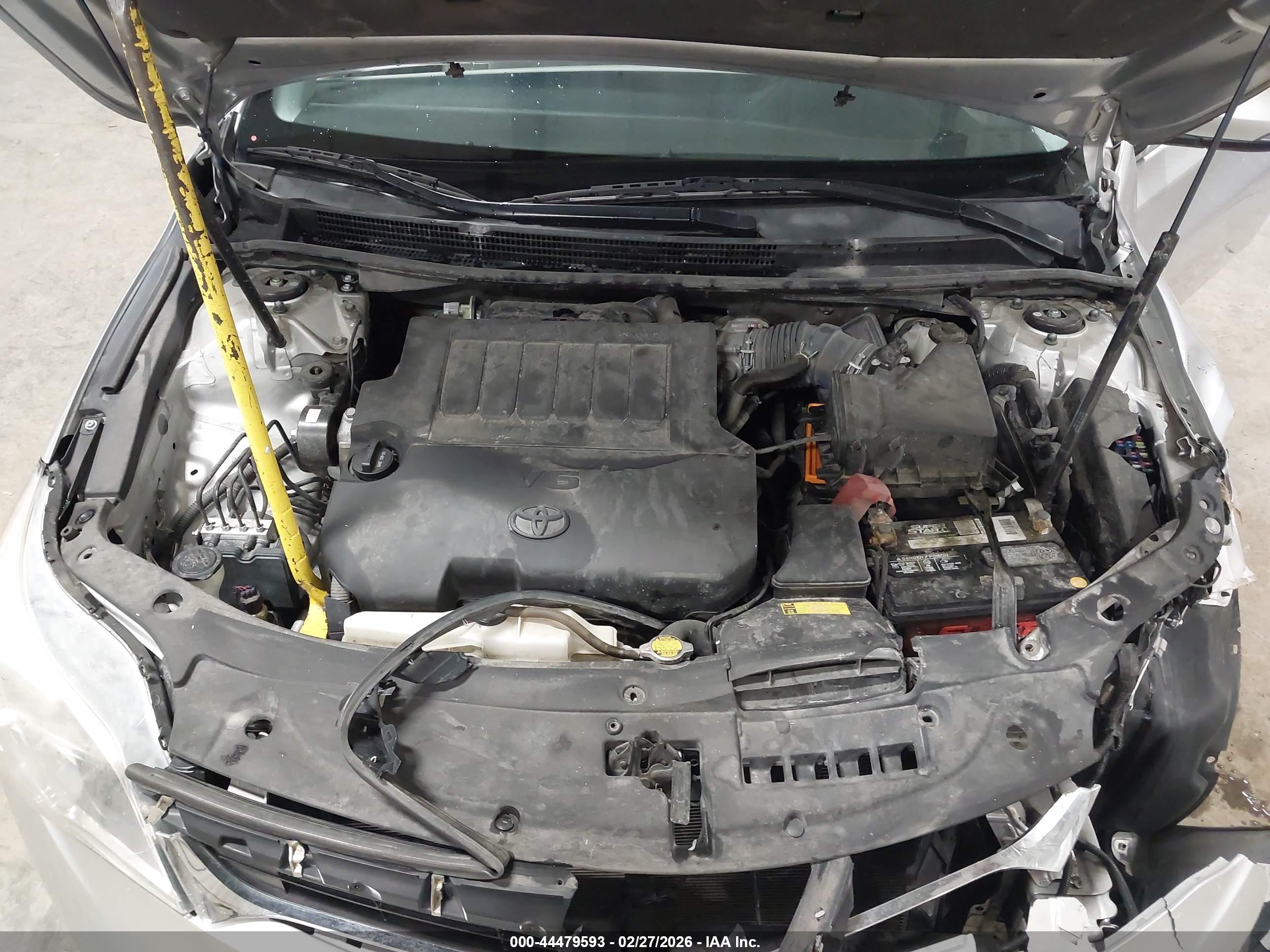 TOYOTA AVALON image 10