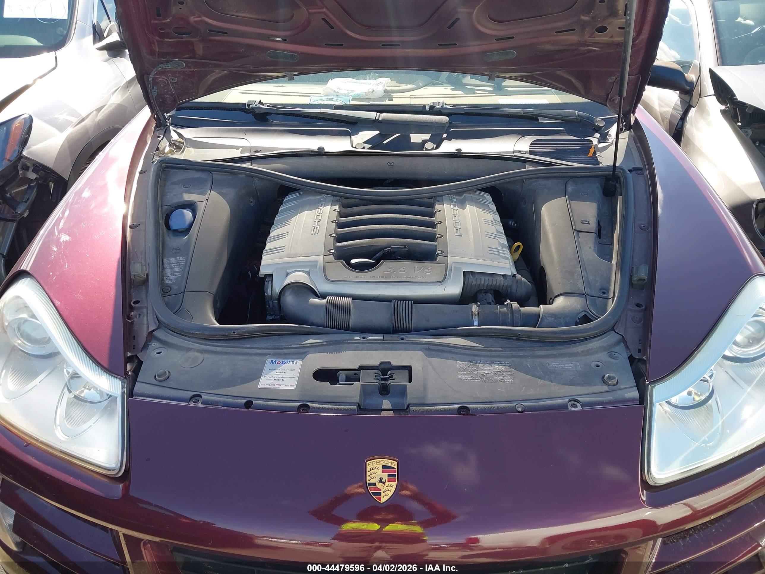PORSCHE CAYENNE image 10