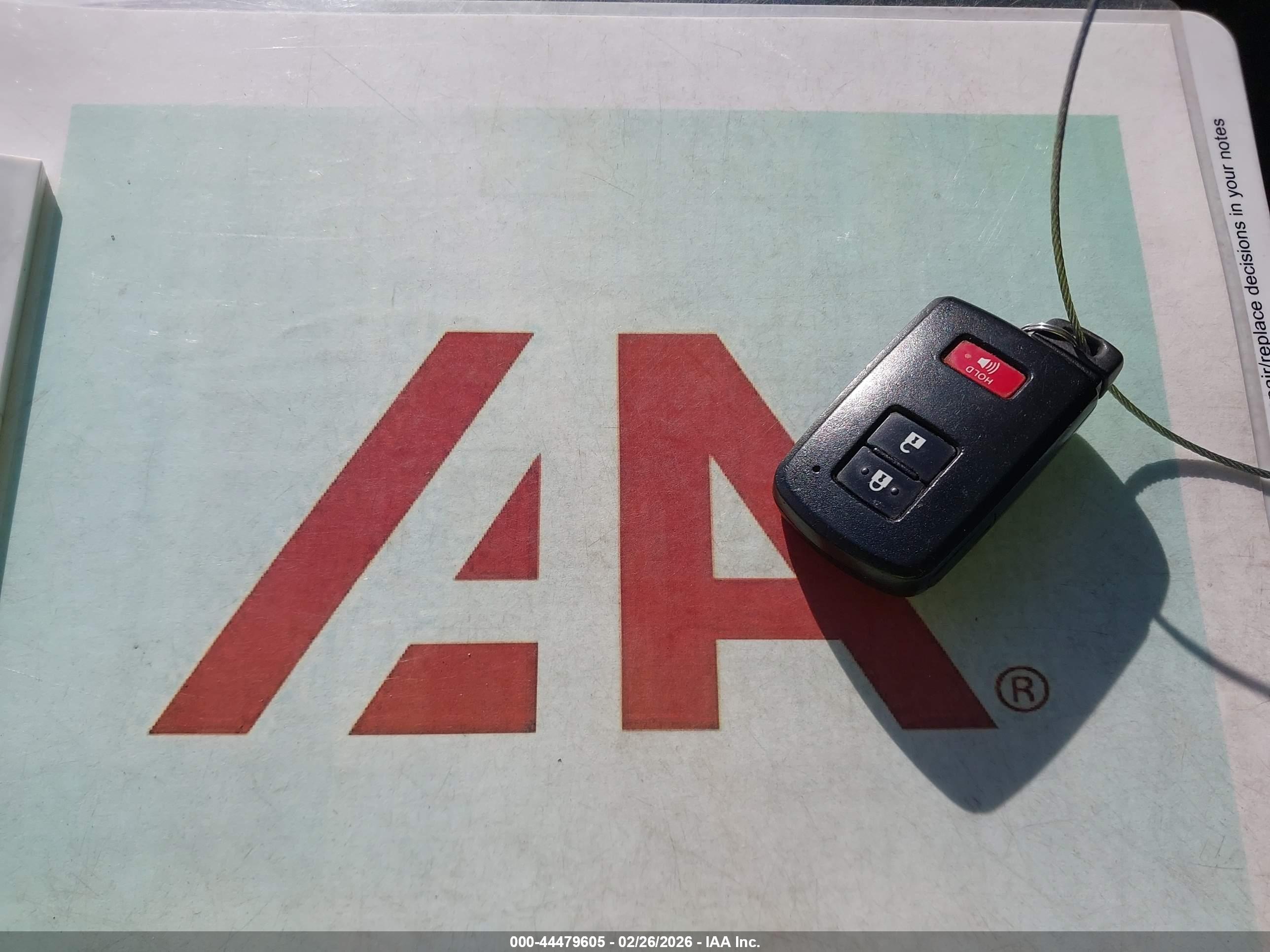 TOYOTA PRIUS image 11