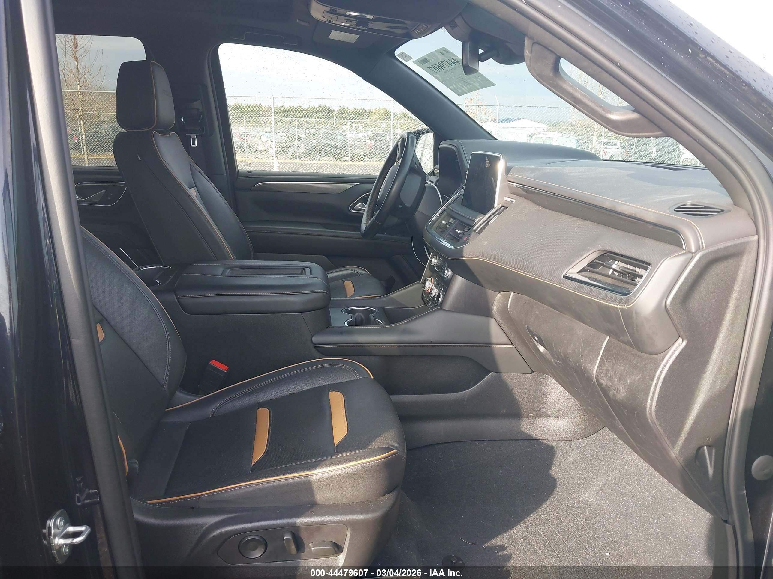 GMC YUKON image 5