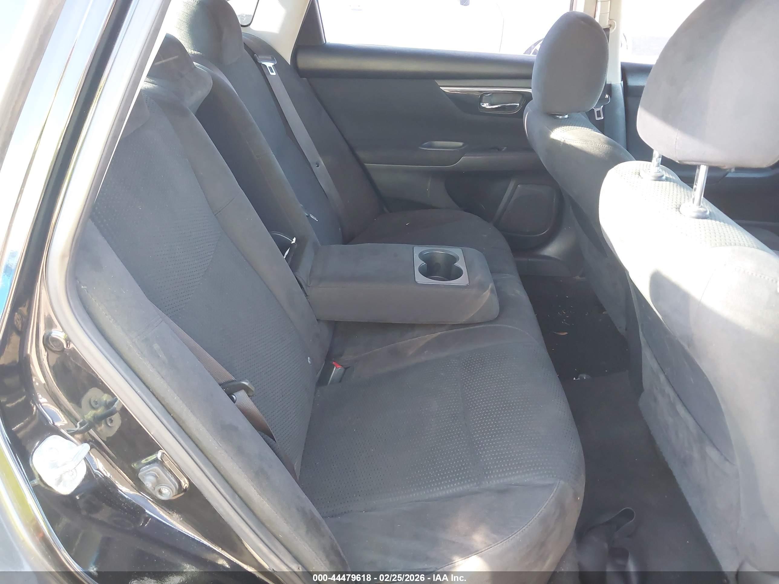 NISSAN ALTIMA image 8