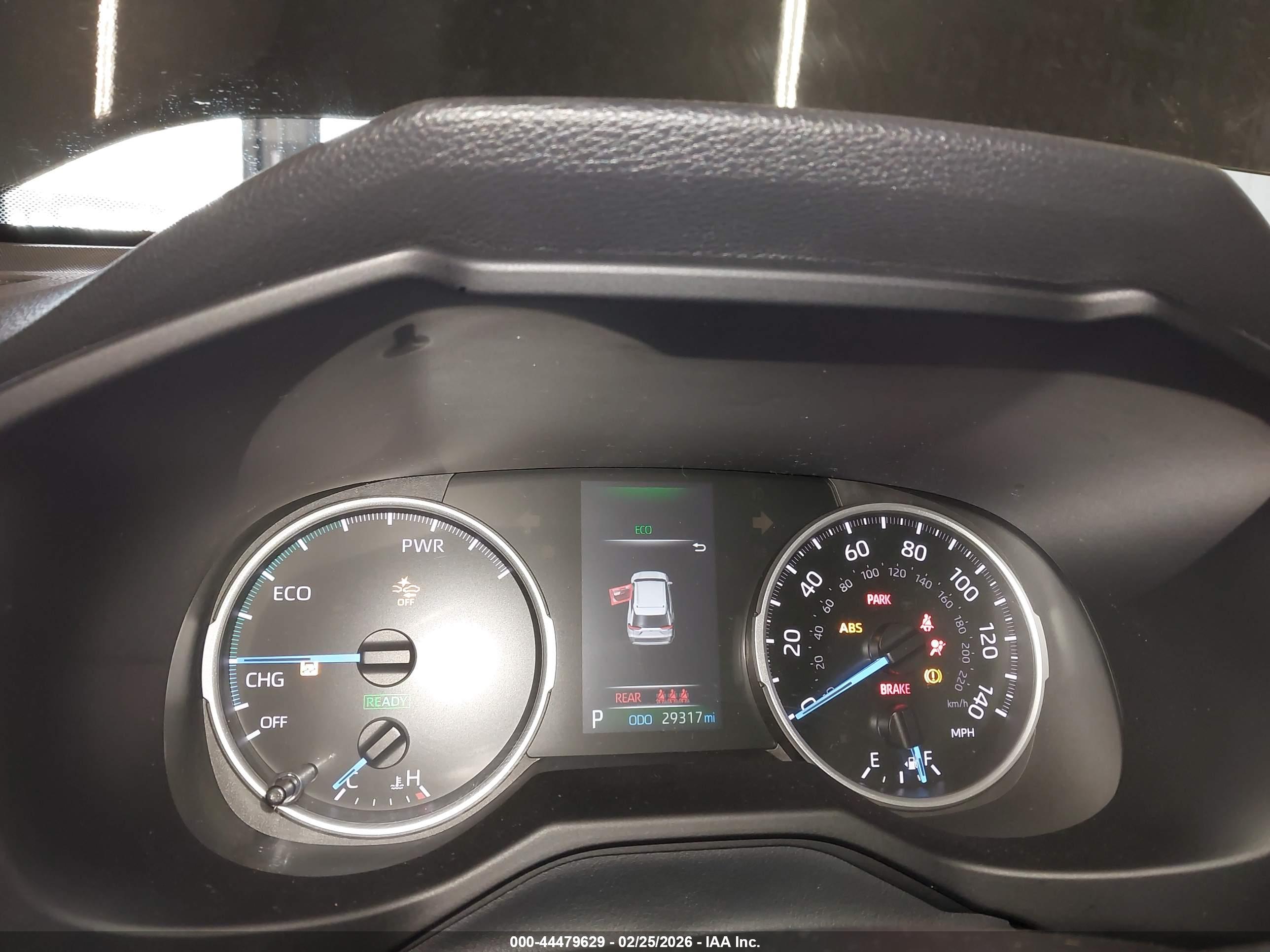 TOYOTA RAV4 image 7