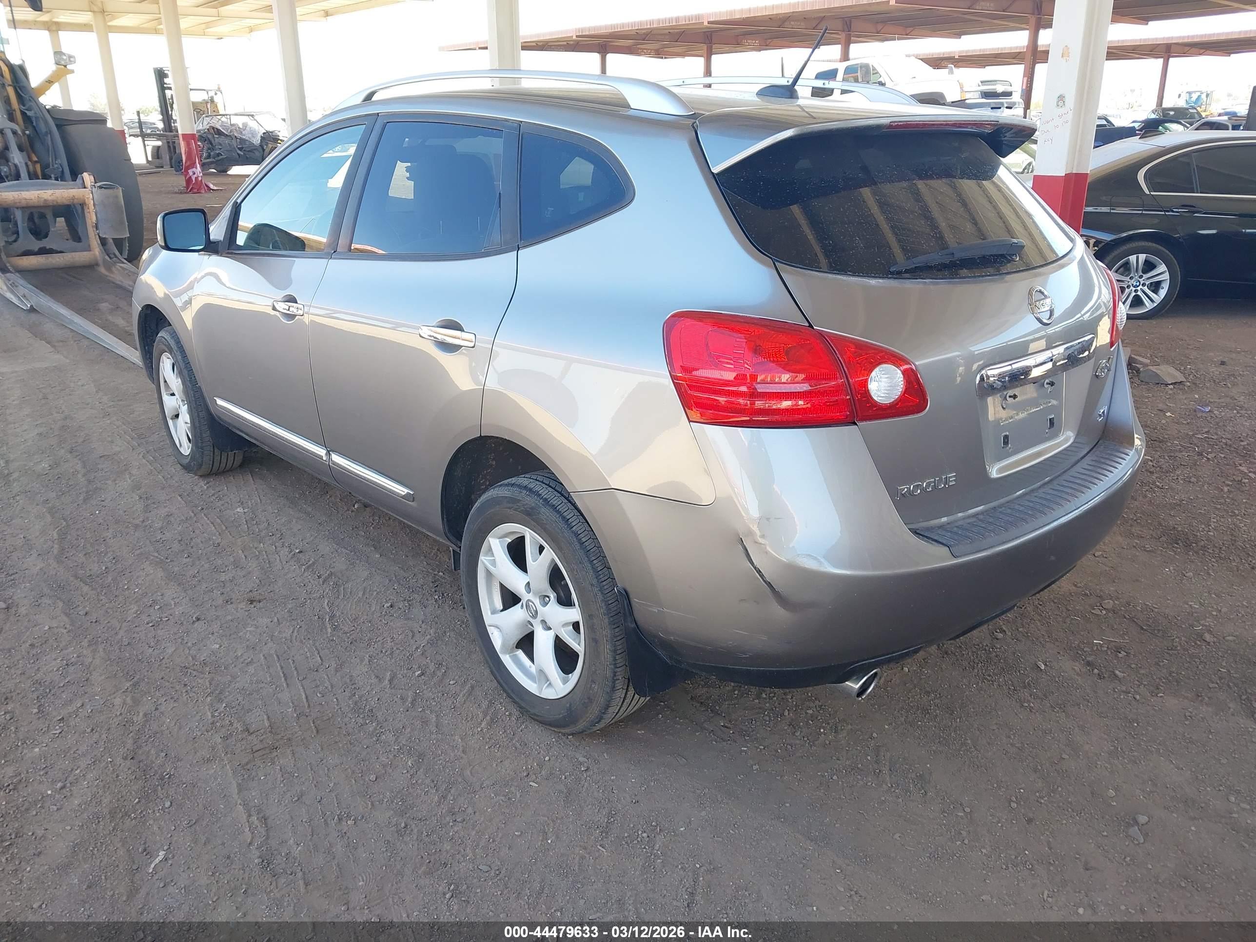 NISSAN ROGUE image 3