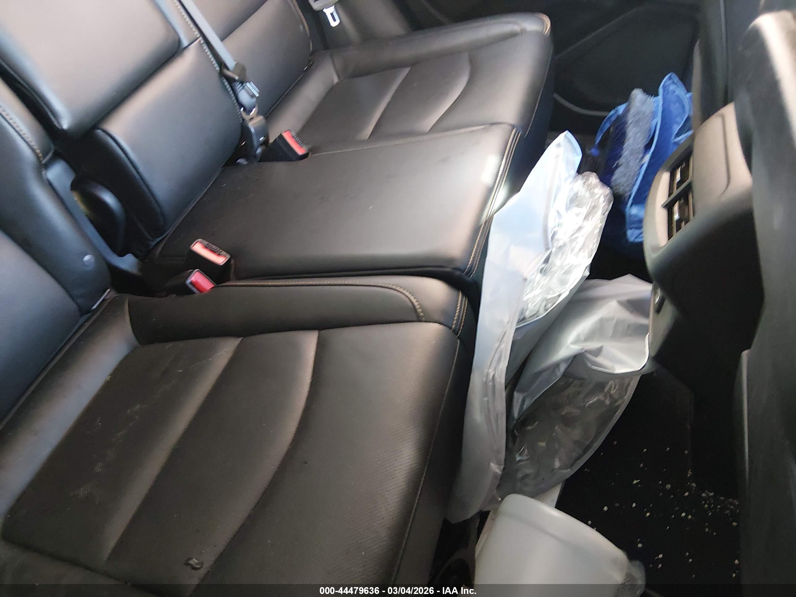 GMC TERRAIN image 8