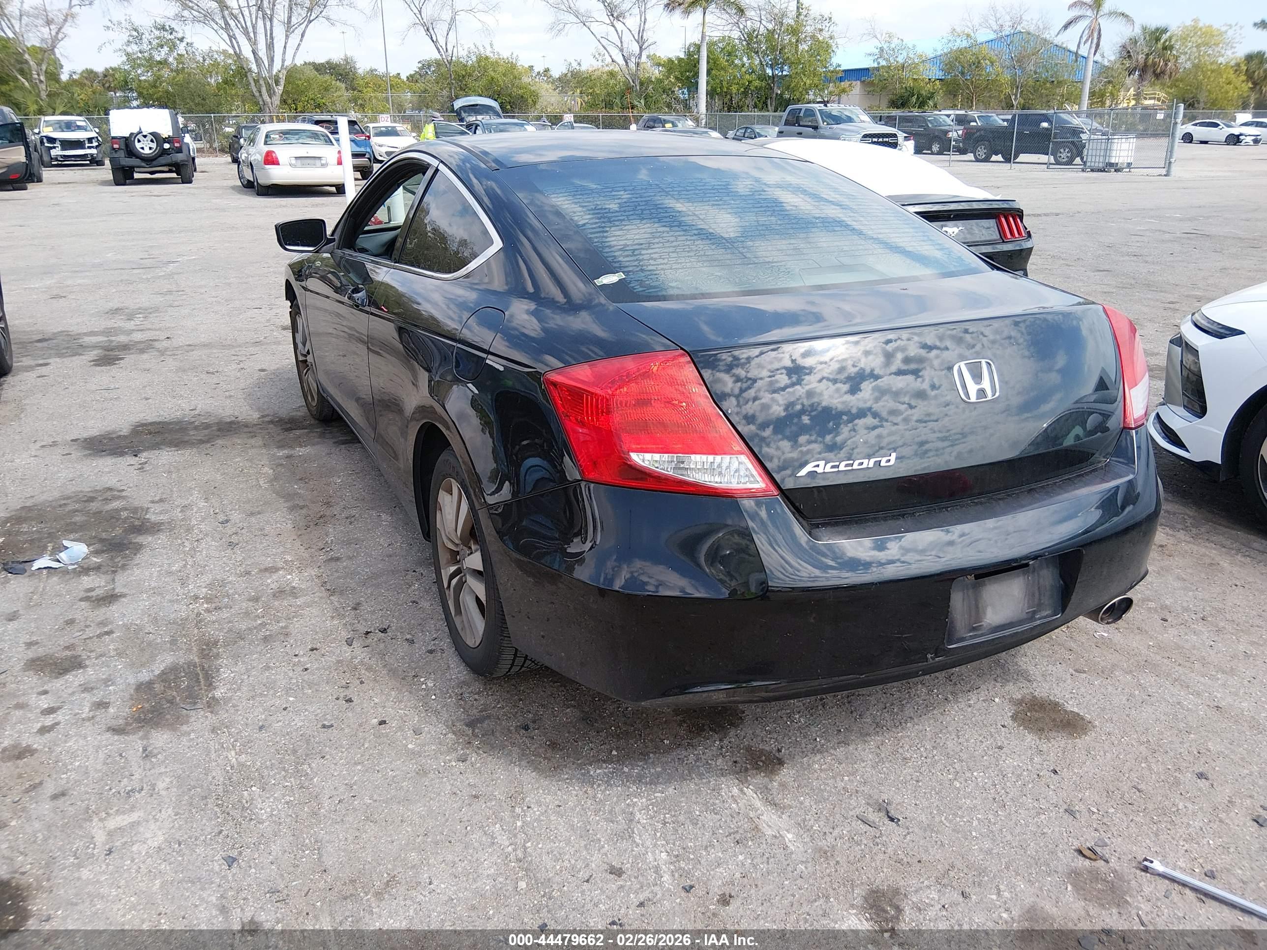 HONDA ACCORD image 3