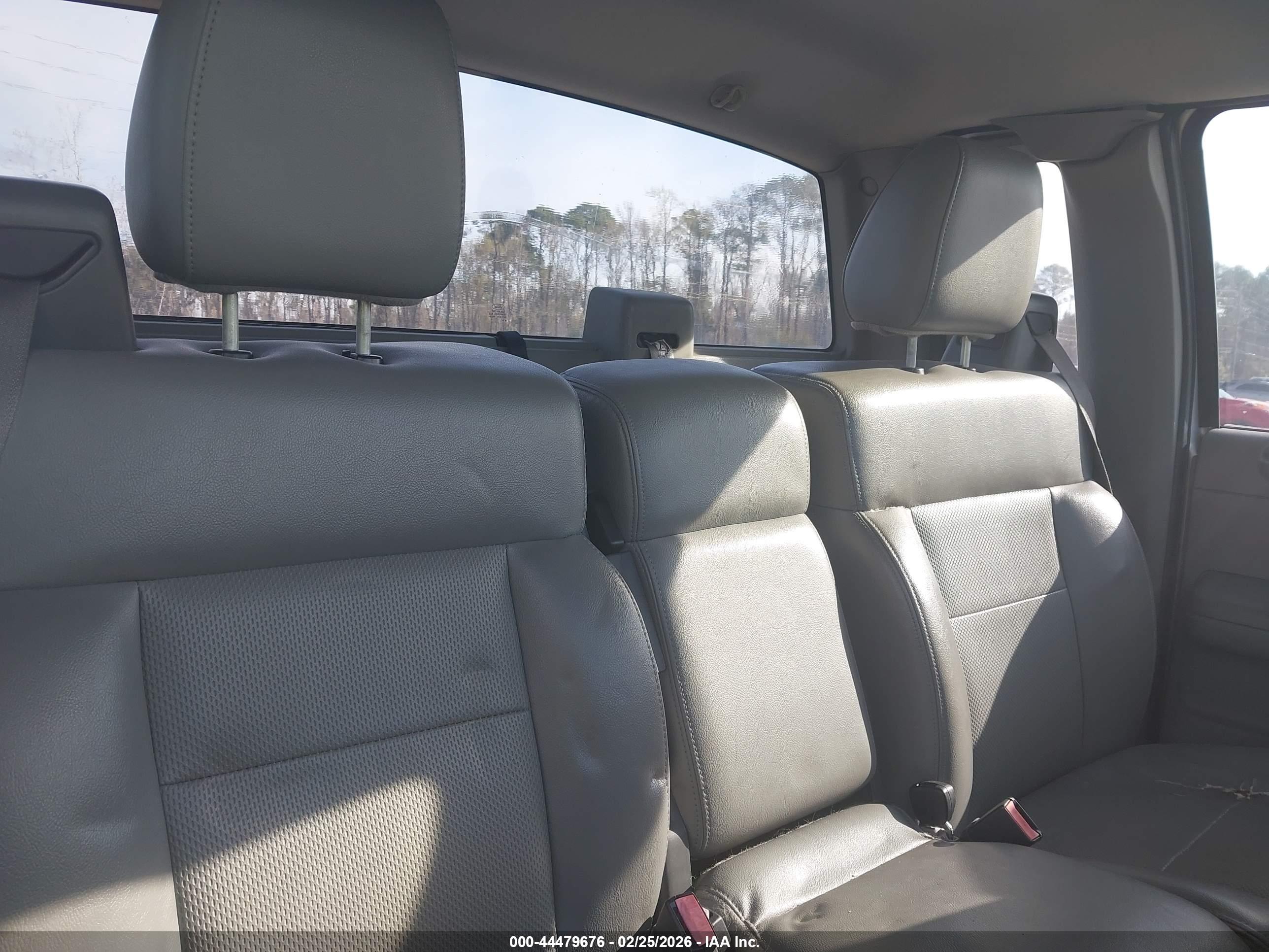 FORD F-150 image 8