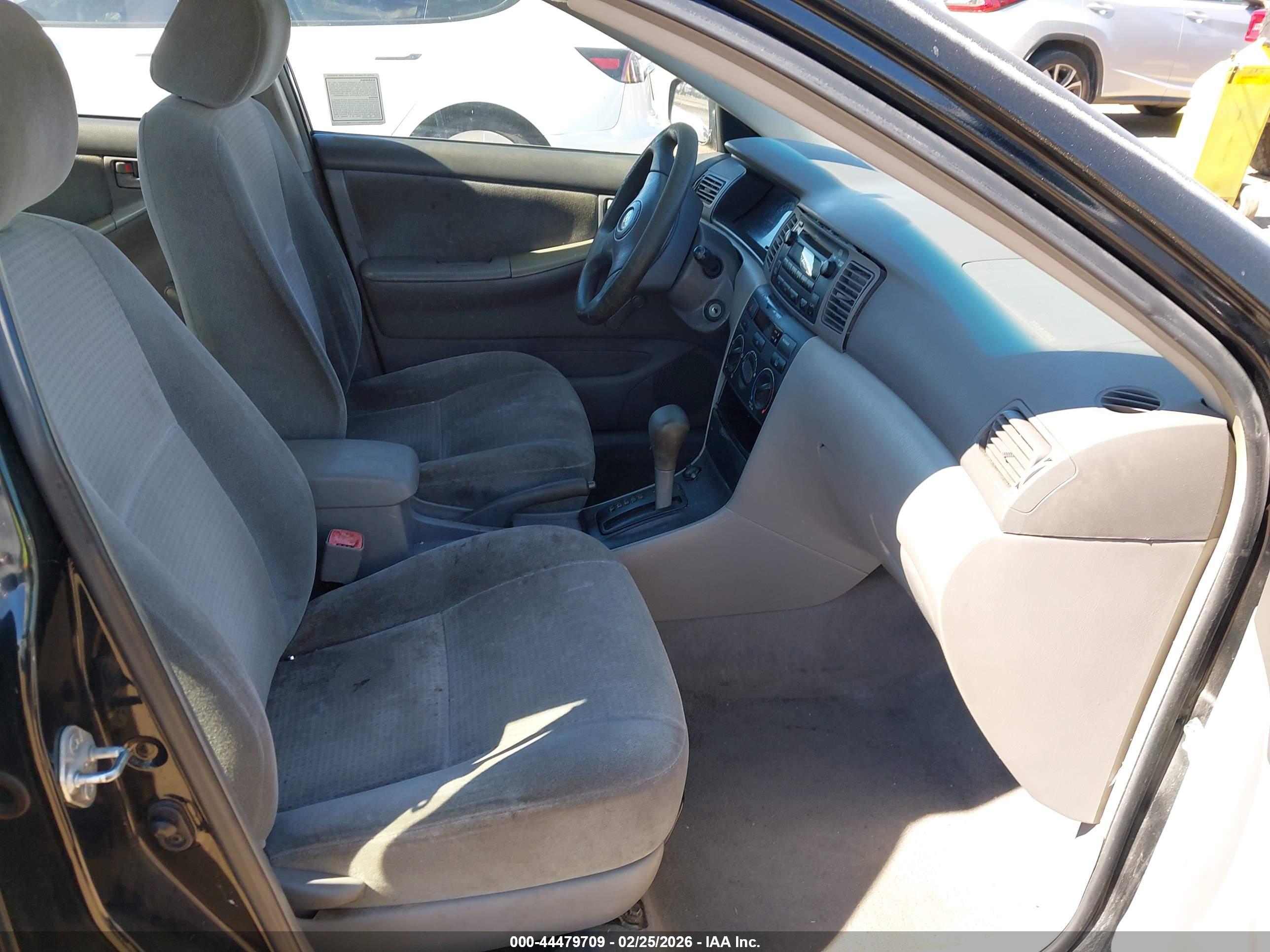 TOYOTA COROLLA image 5