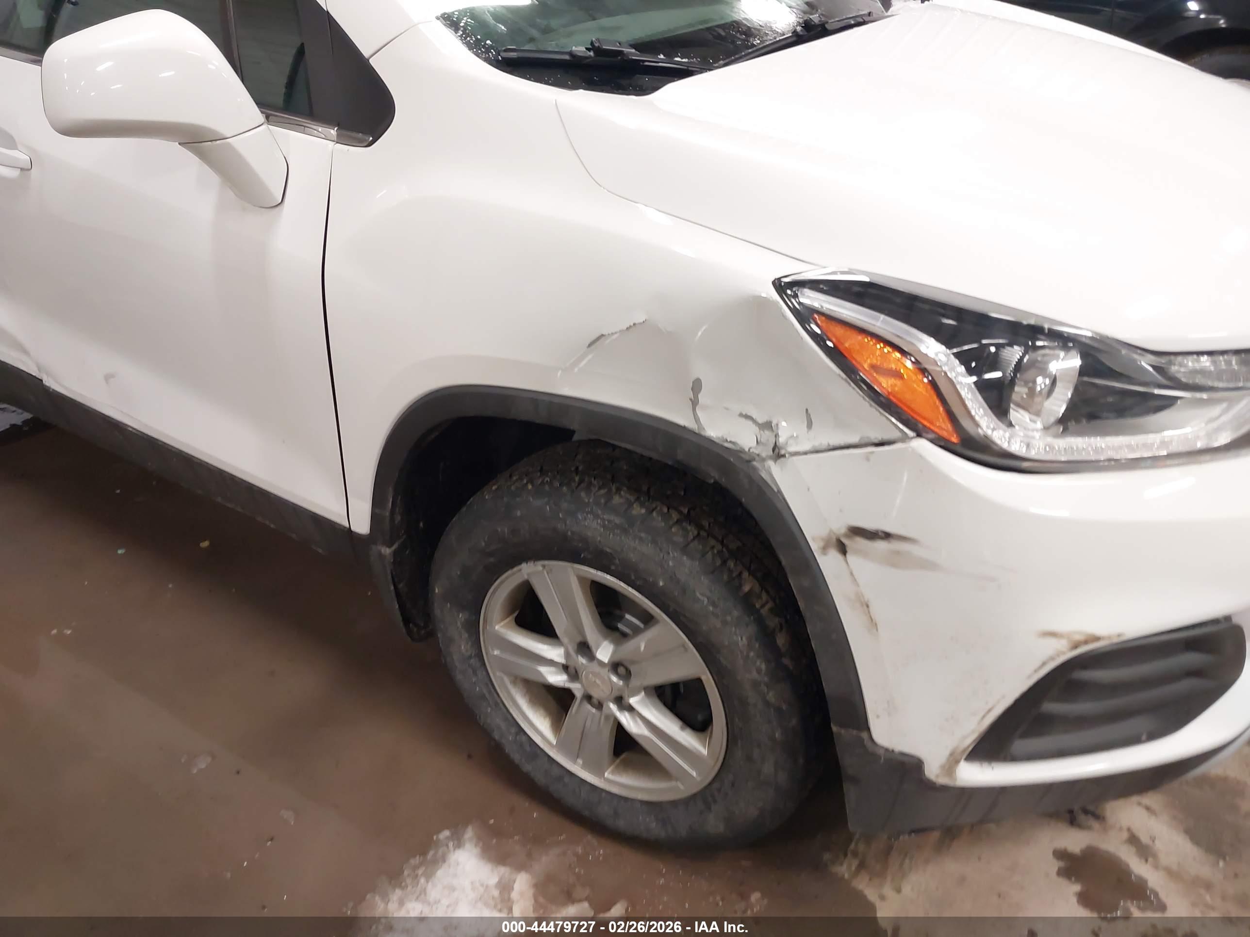 CHEVROLET TRAX image 6