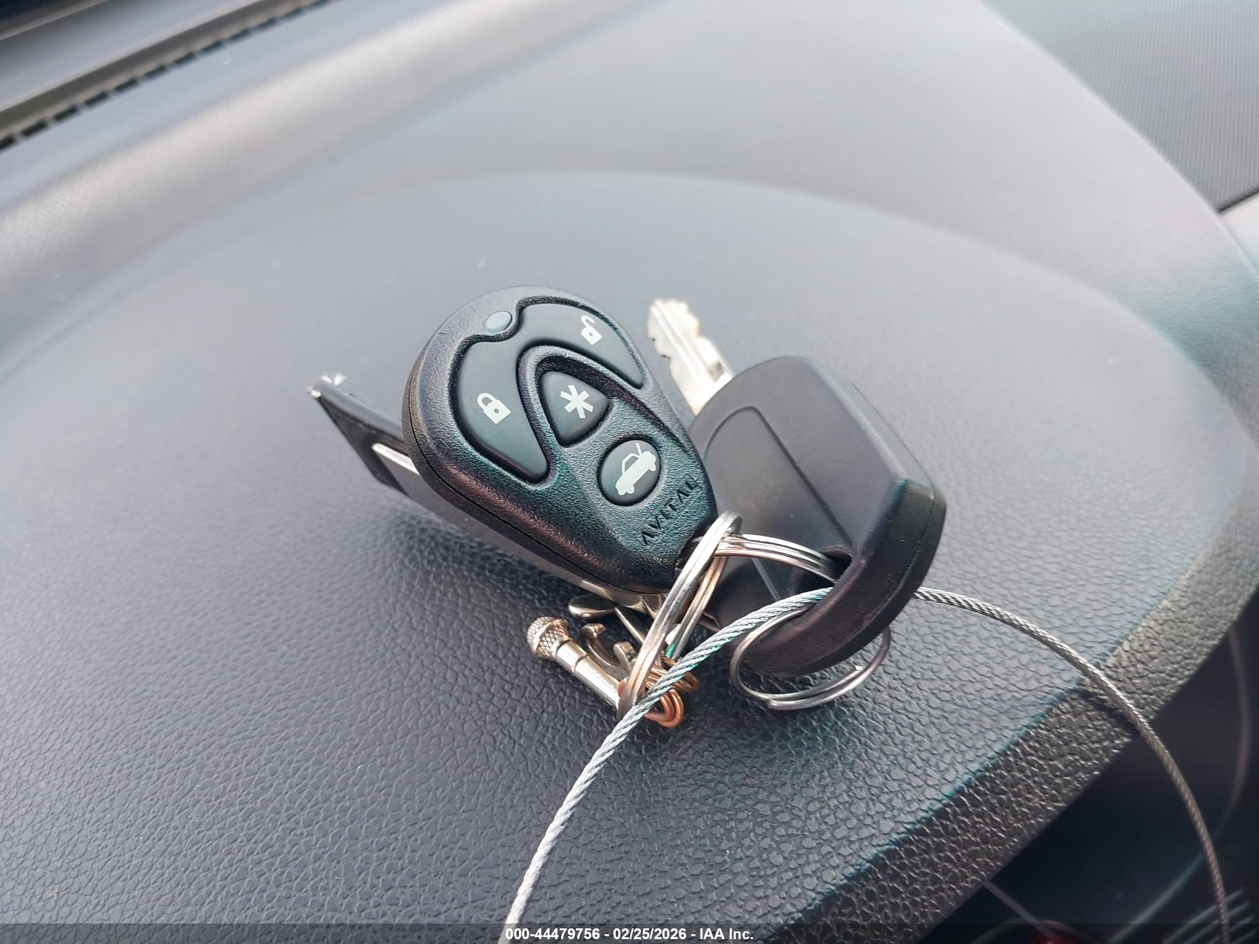 FORD EXPLORER image 11