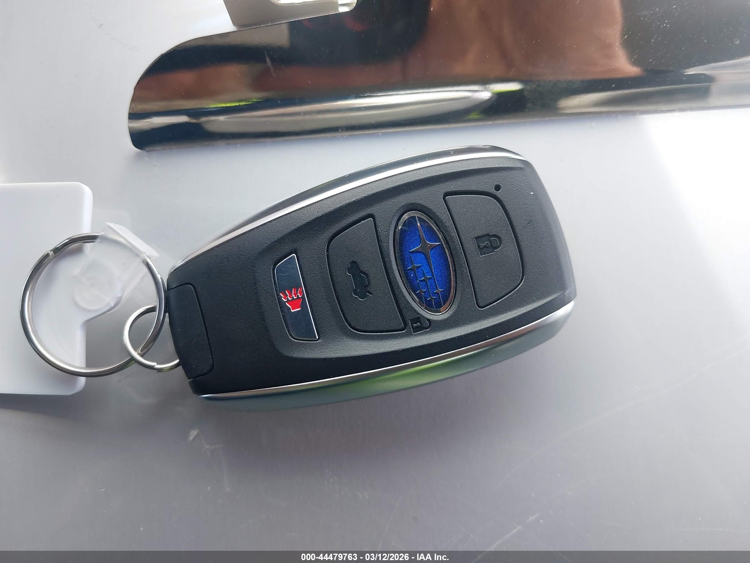 SUBARU OUTBACK image 11