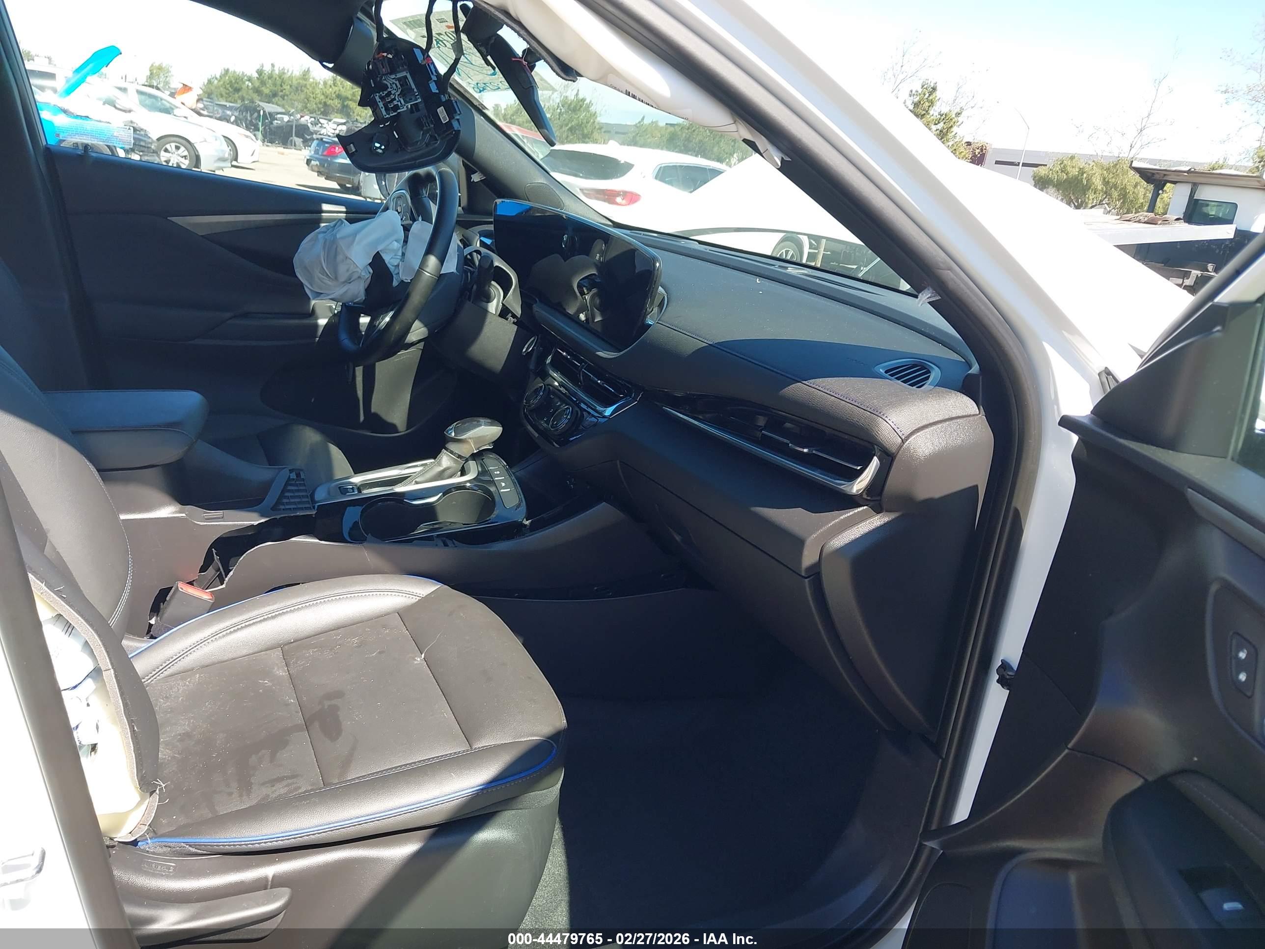 BUICK ENVISTA image 5