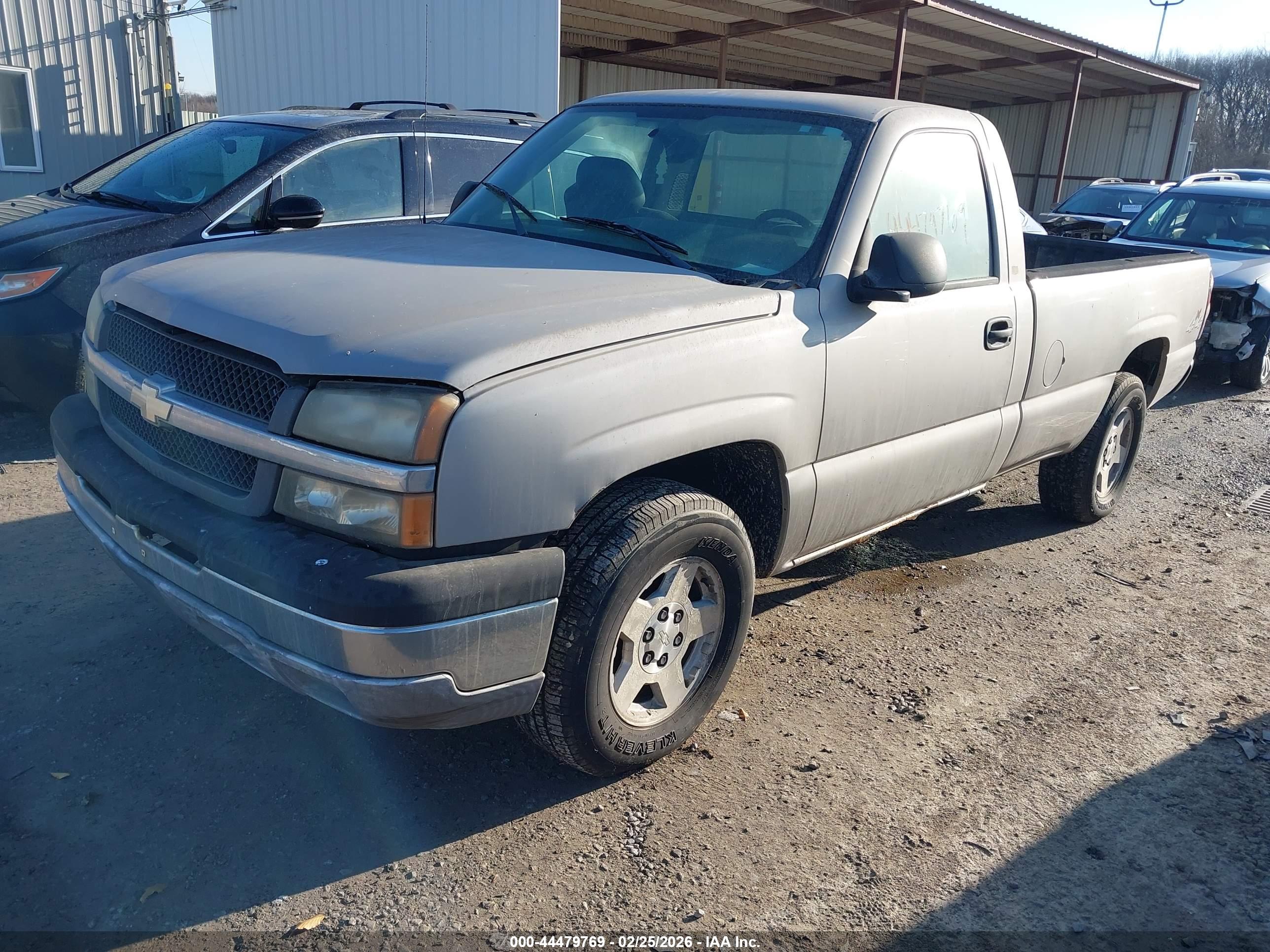 CHEVROLET SILVERADO image 2