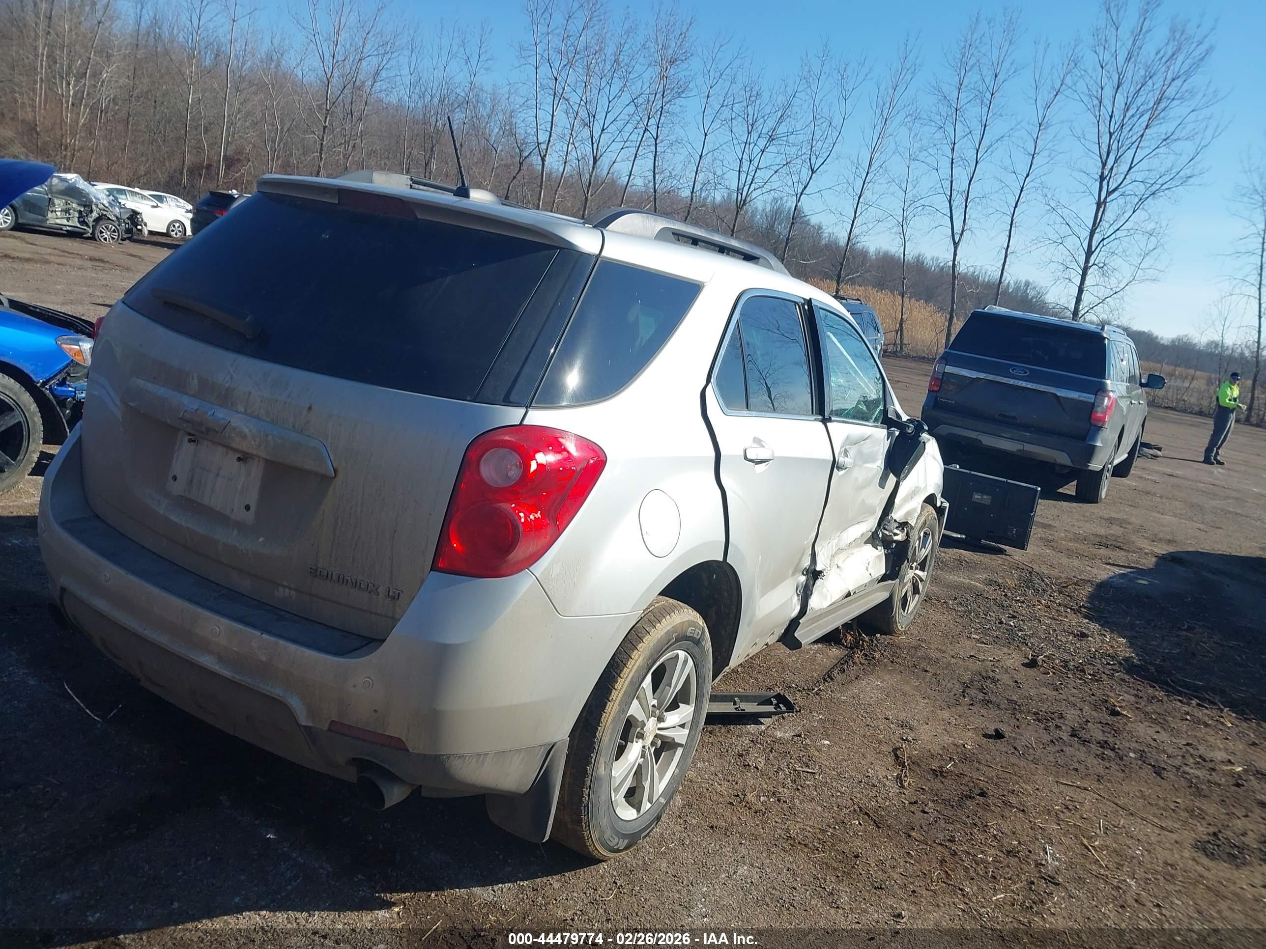 CHEVROLET EQUINOX image 4