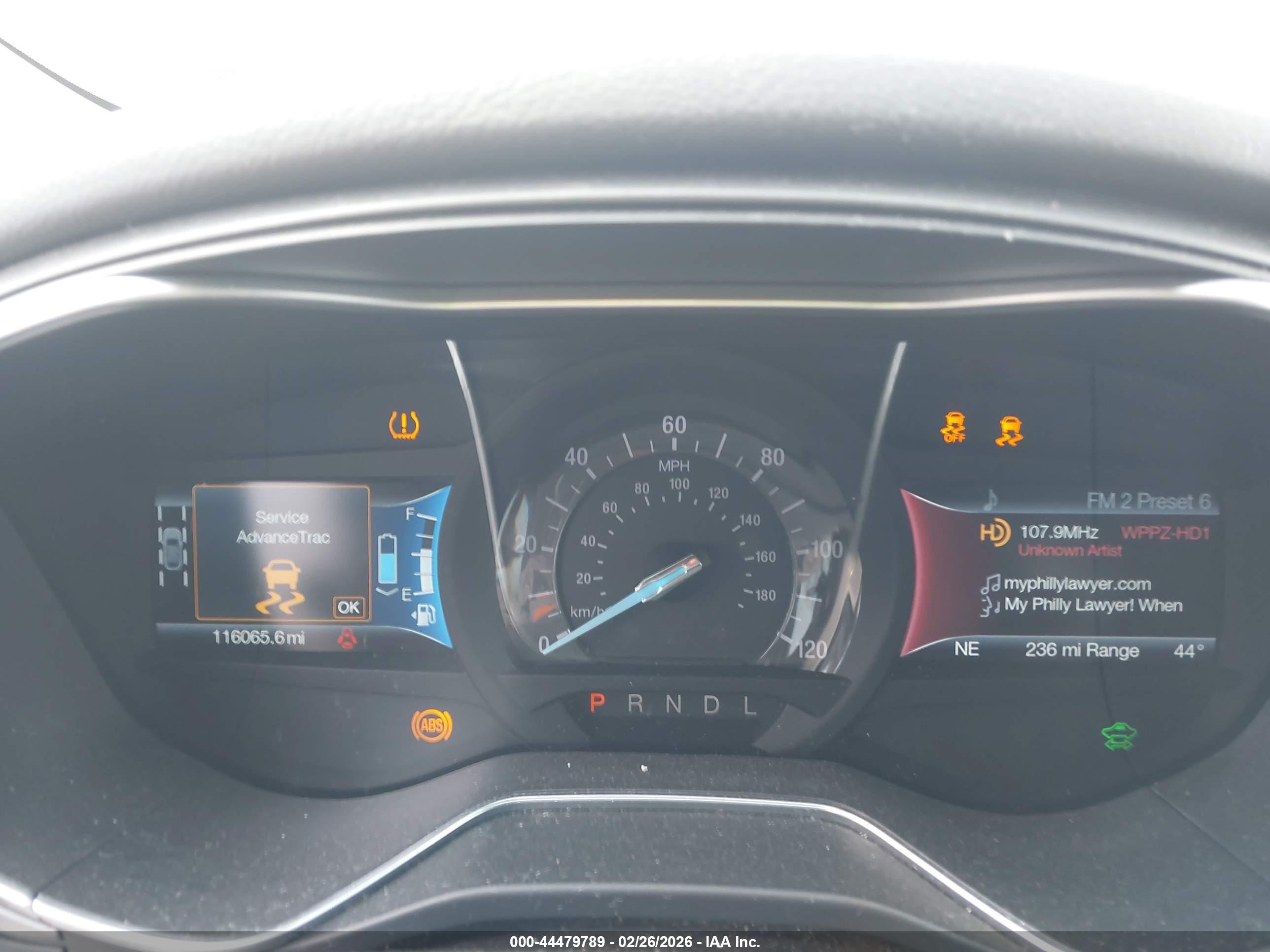 FORD FUSION image 7