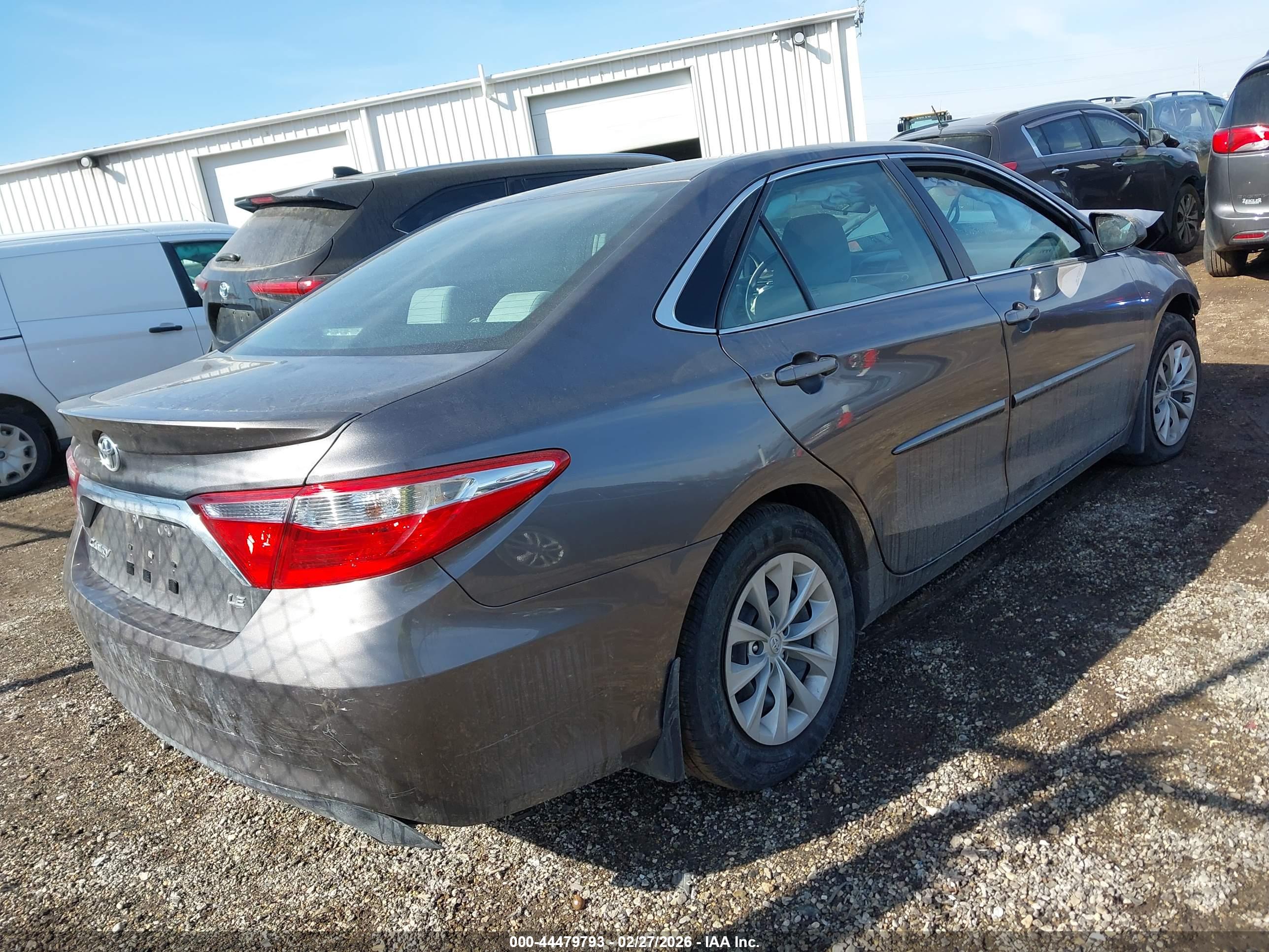 TOYOTA CAMRY image 4