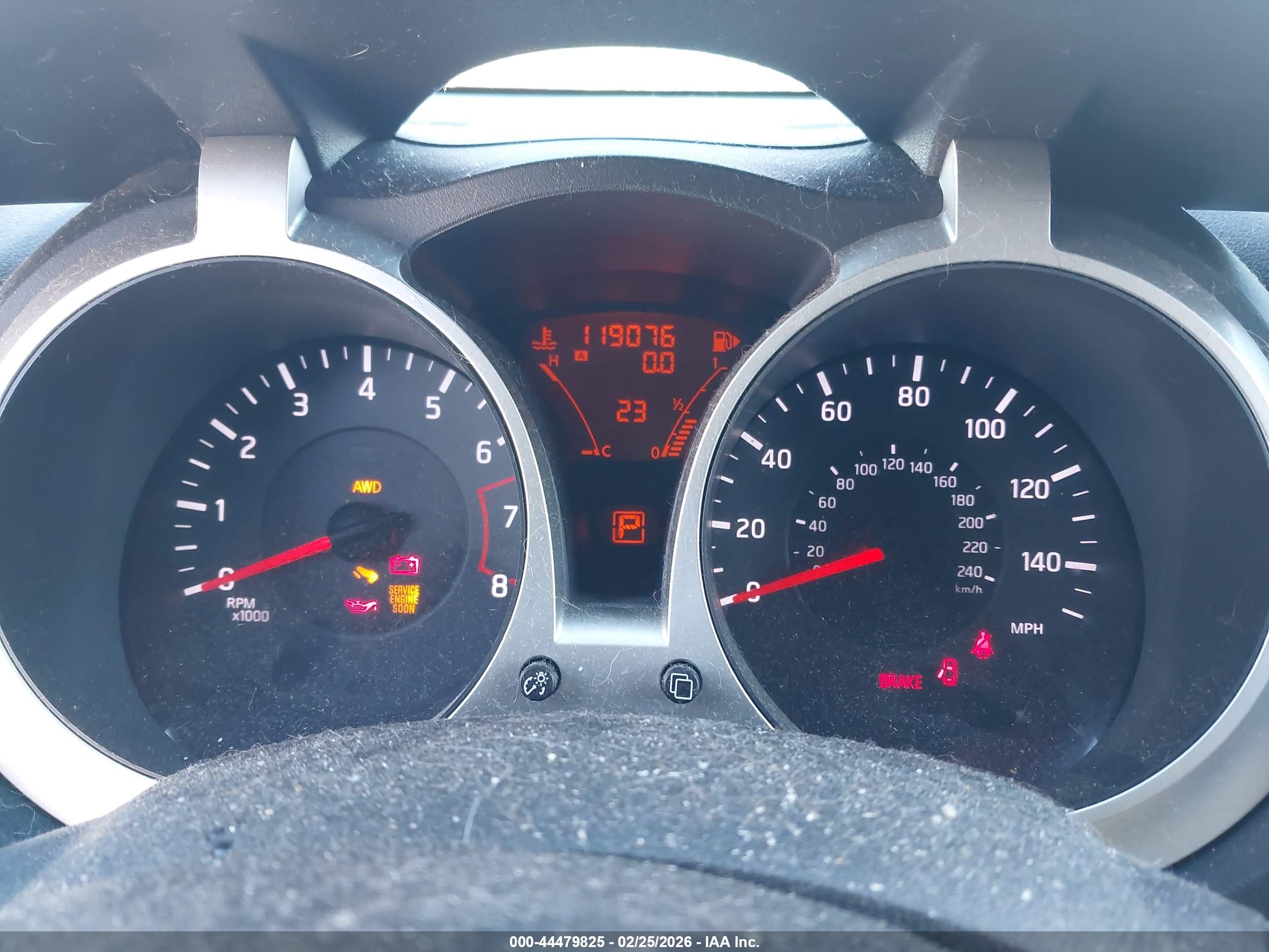 NISSAN JUKE image 7