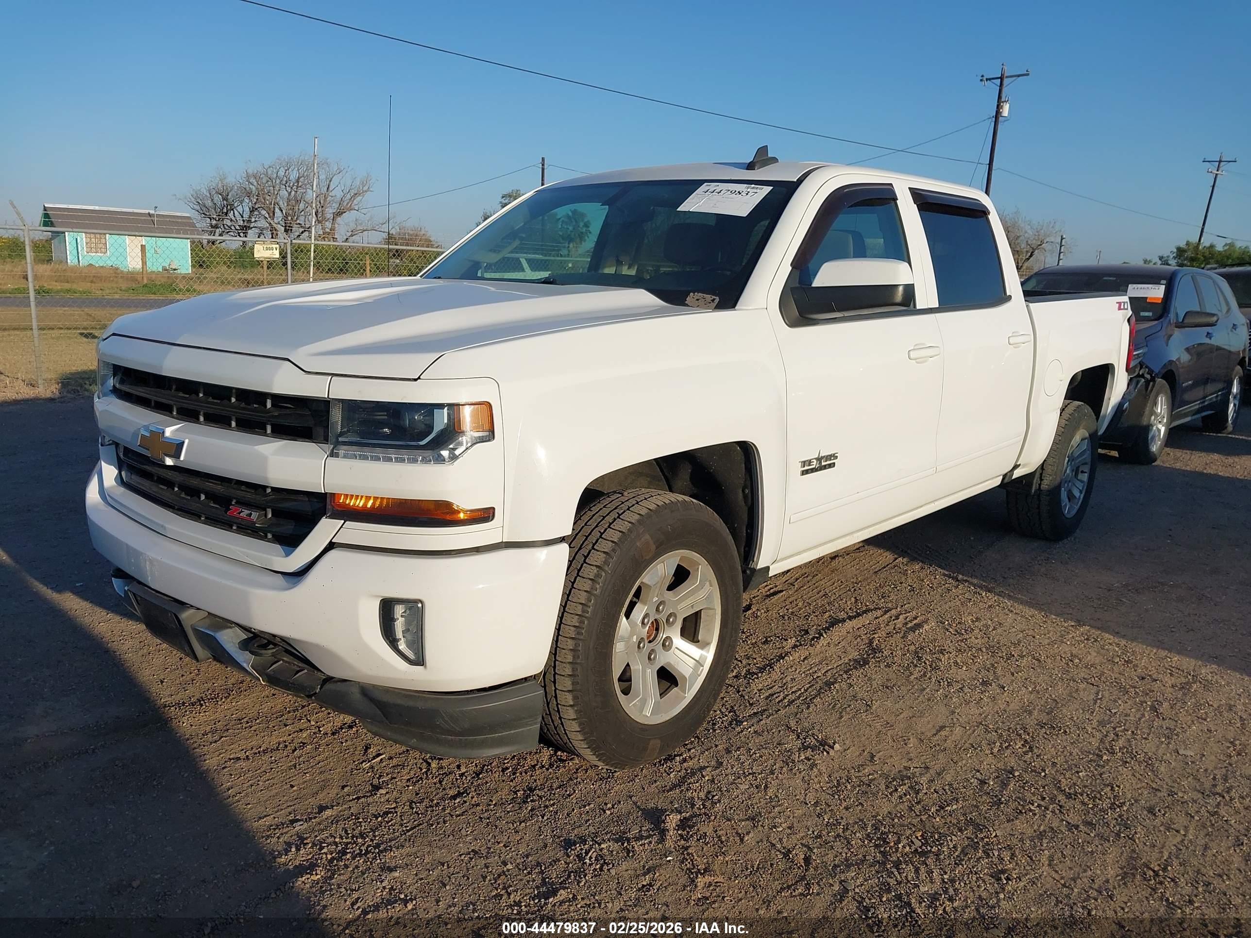 CHEVROLET SILVERADO image 2