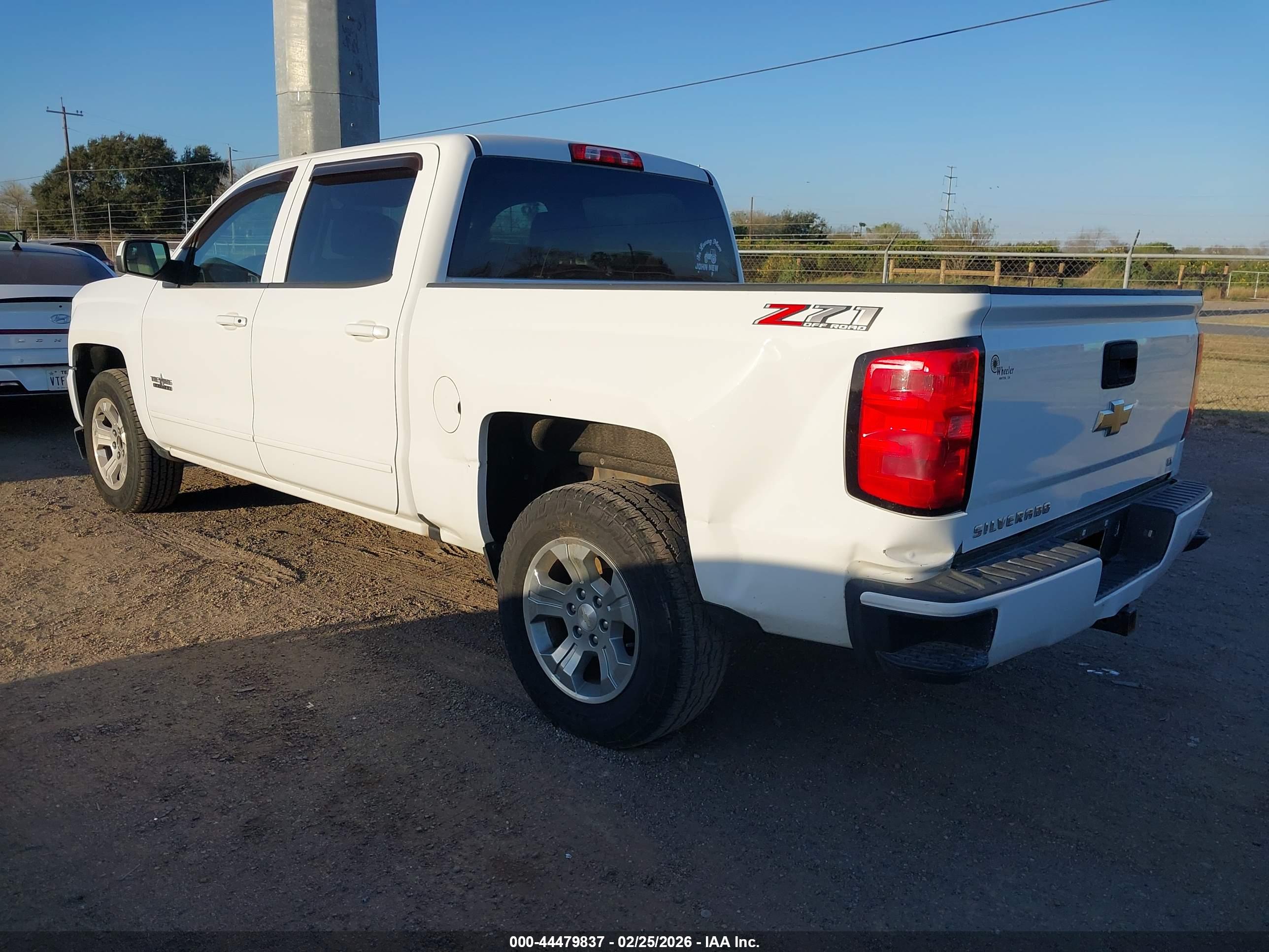 CHEVROLET SILVERADO image 3