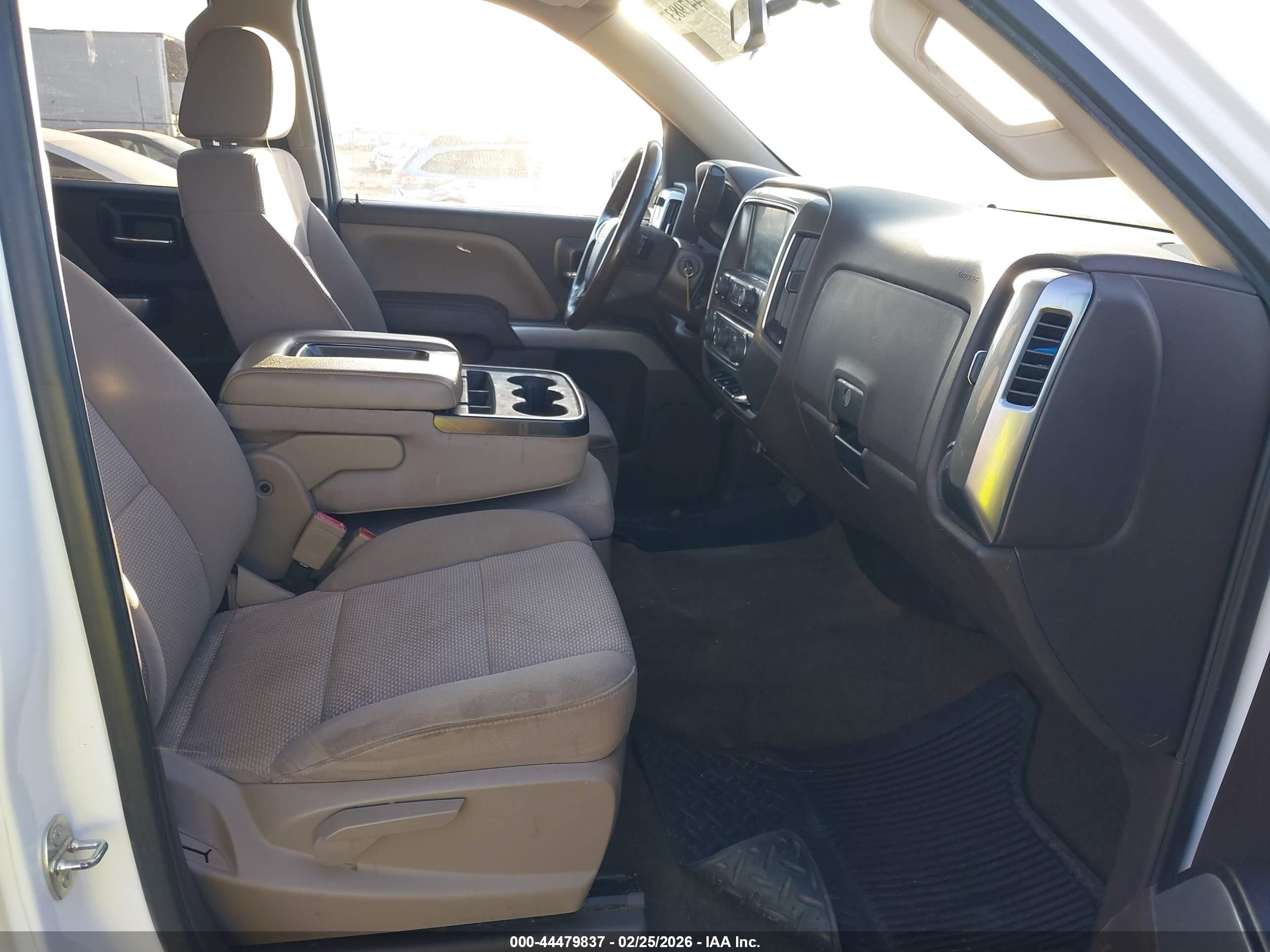 CHEVROLET SILVERADO image 5