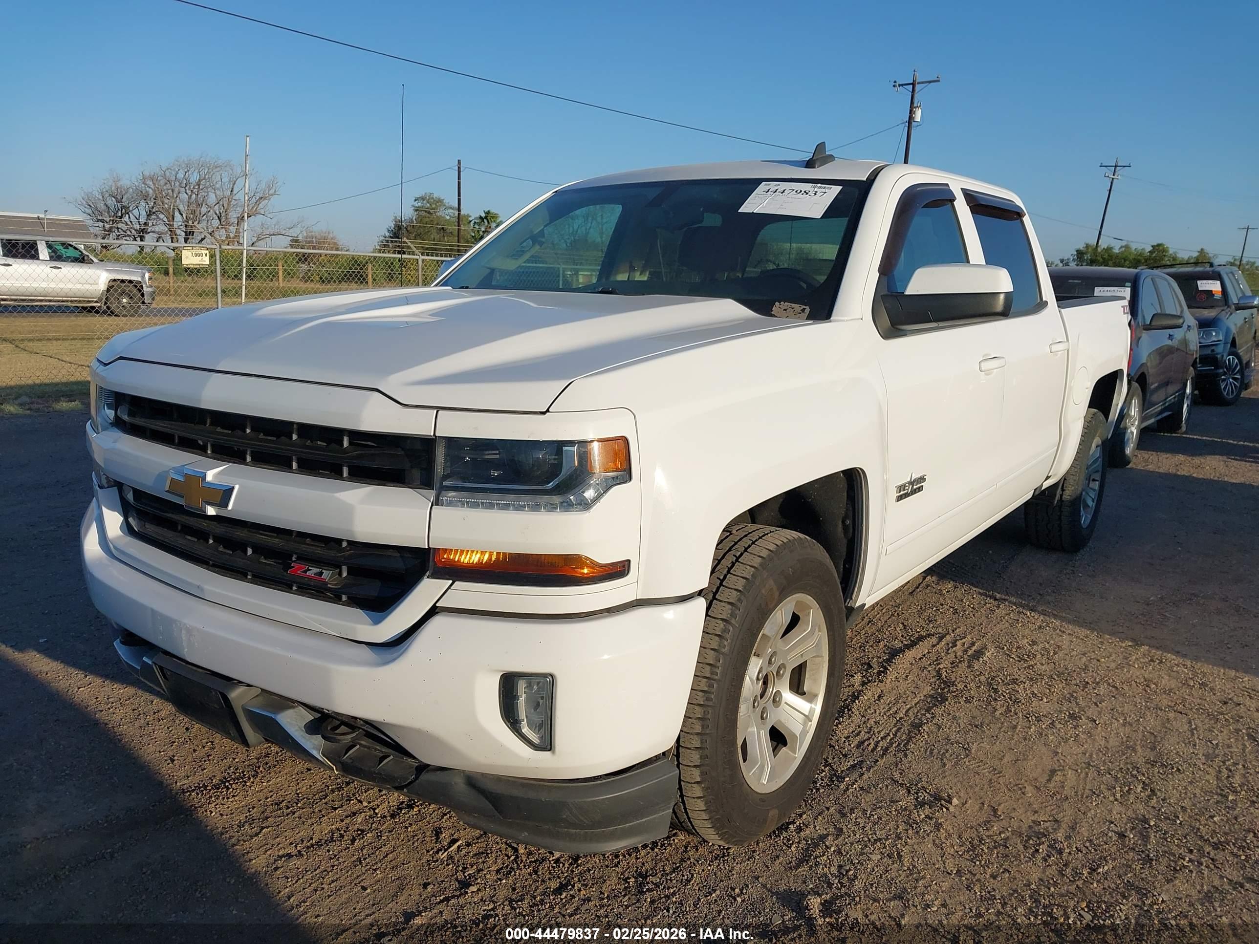 CHEVROLET SILVERADO image 6