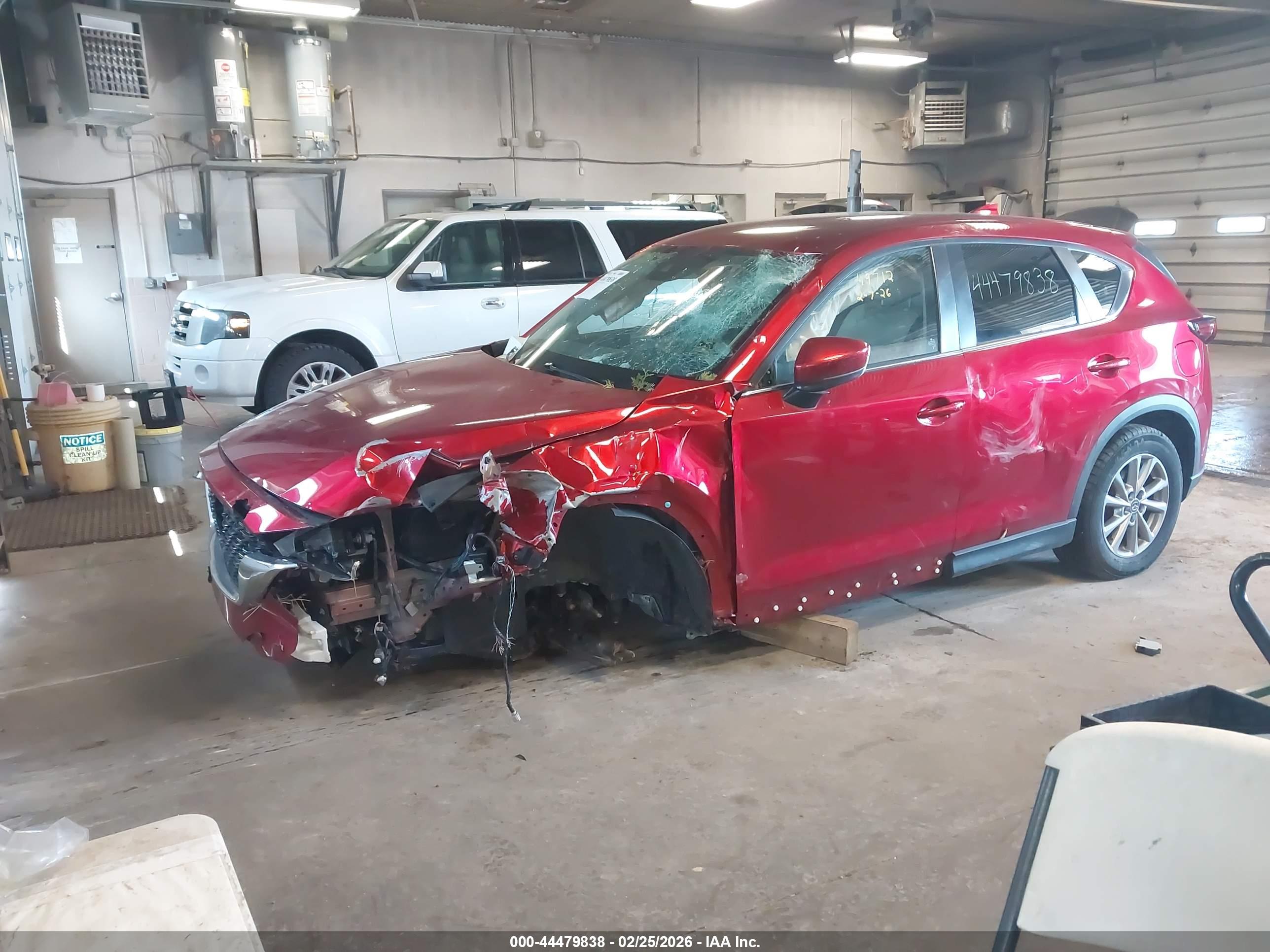 MAZDA CX-5 image 2