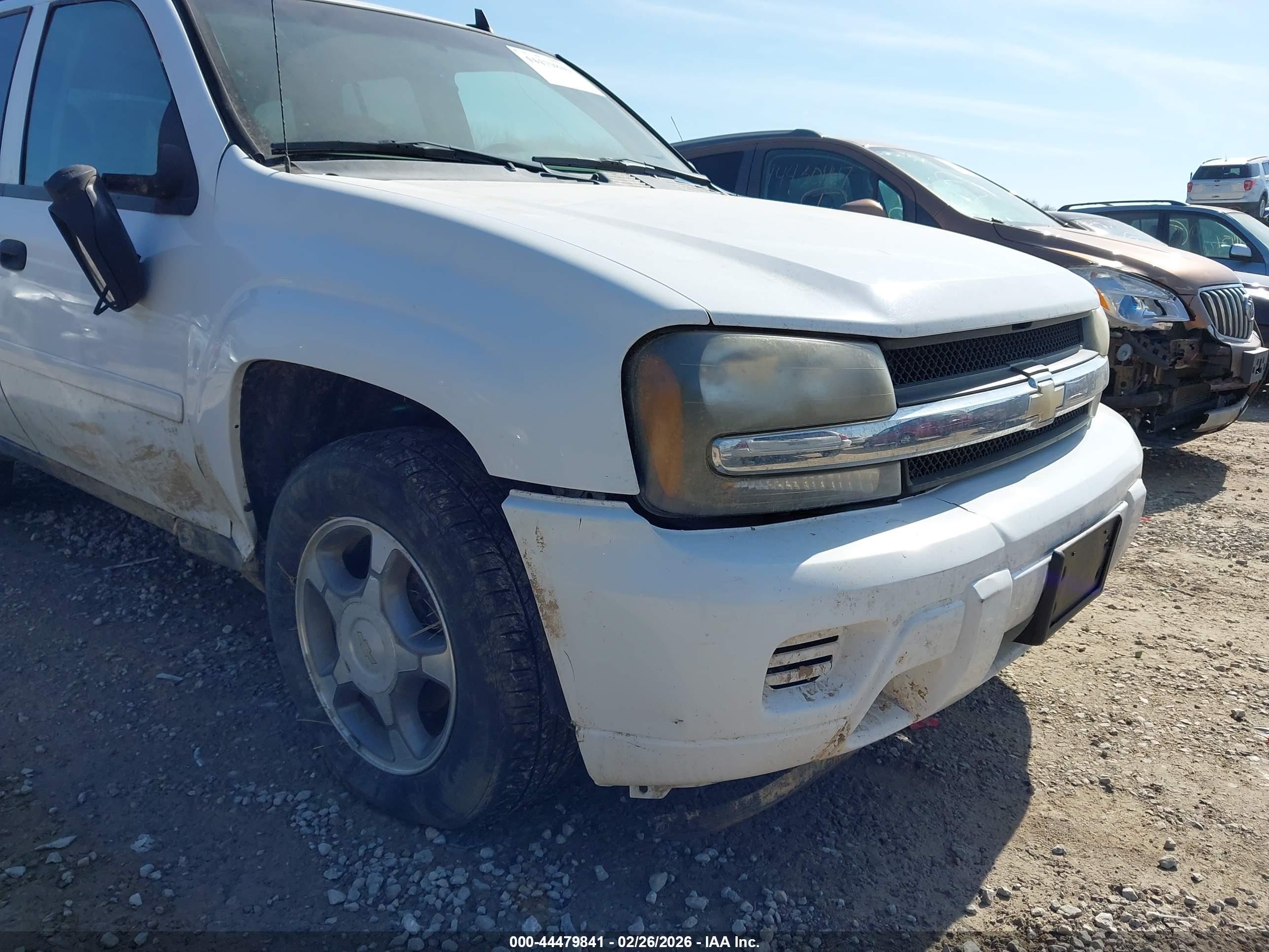 CHEVROLET TRAILBLAZER image 6