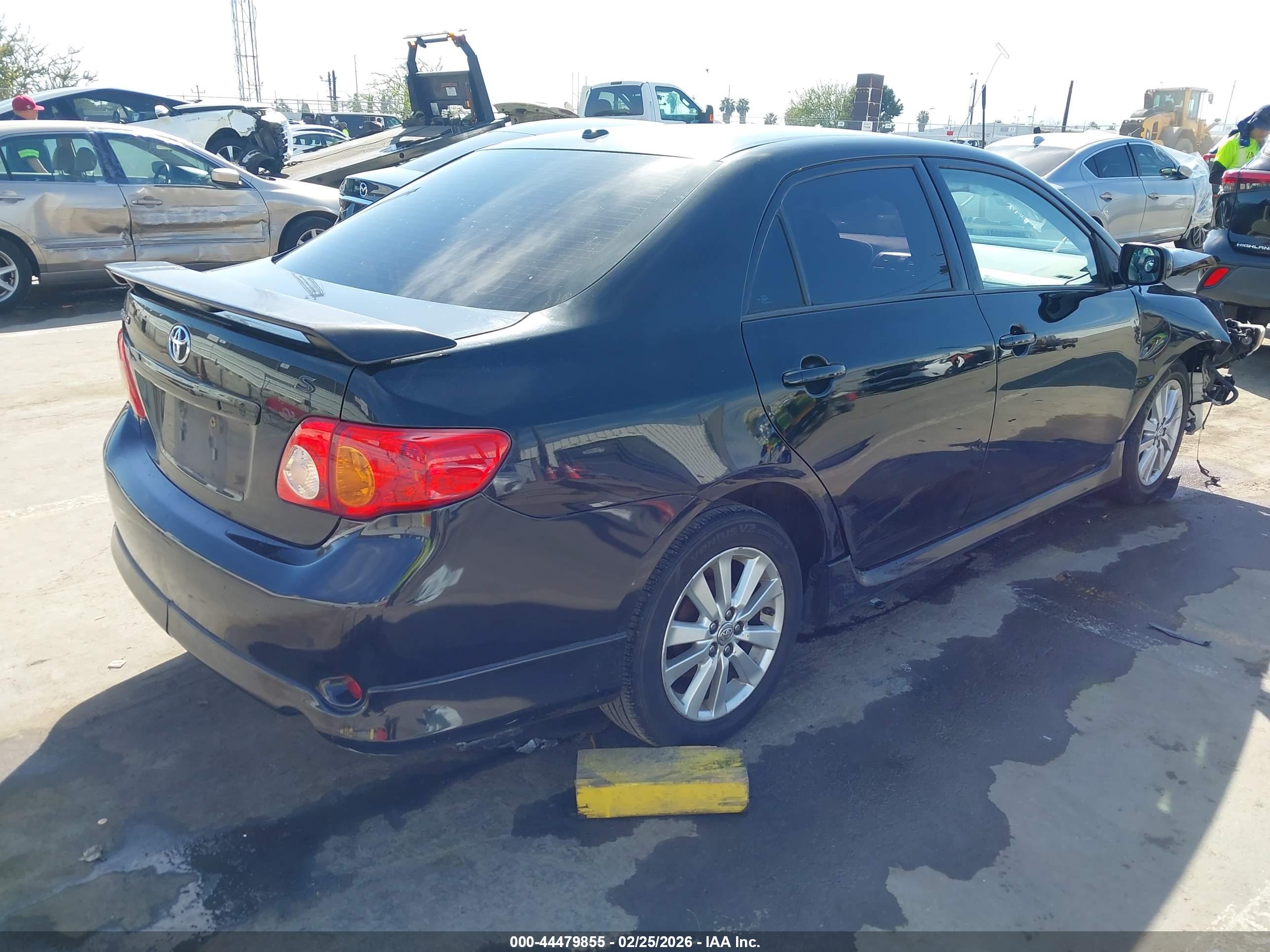 TOYOTA COROLLA image 4