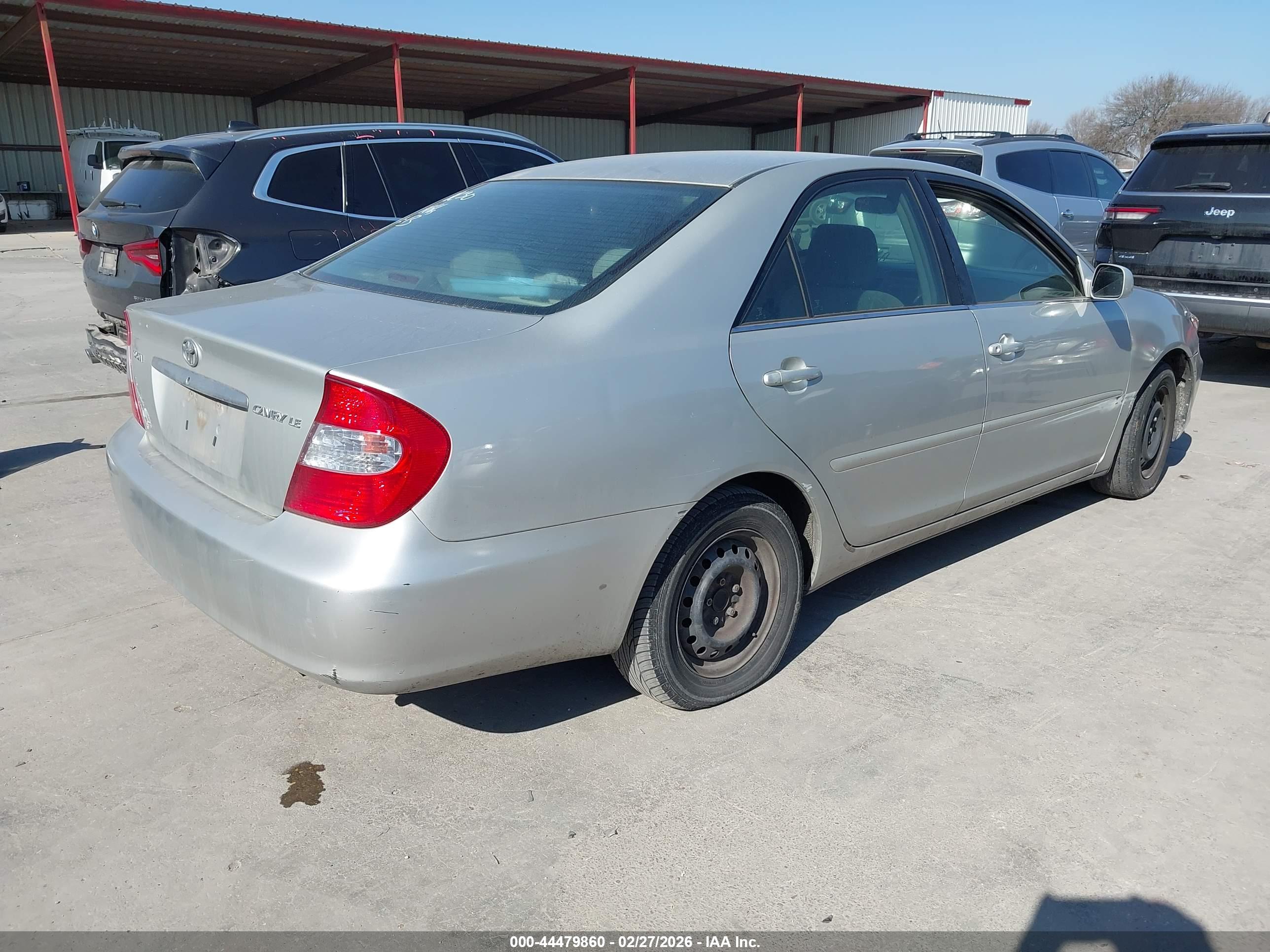 TOYOTA CAMRY image 4