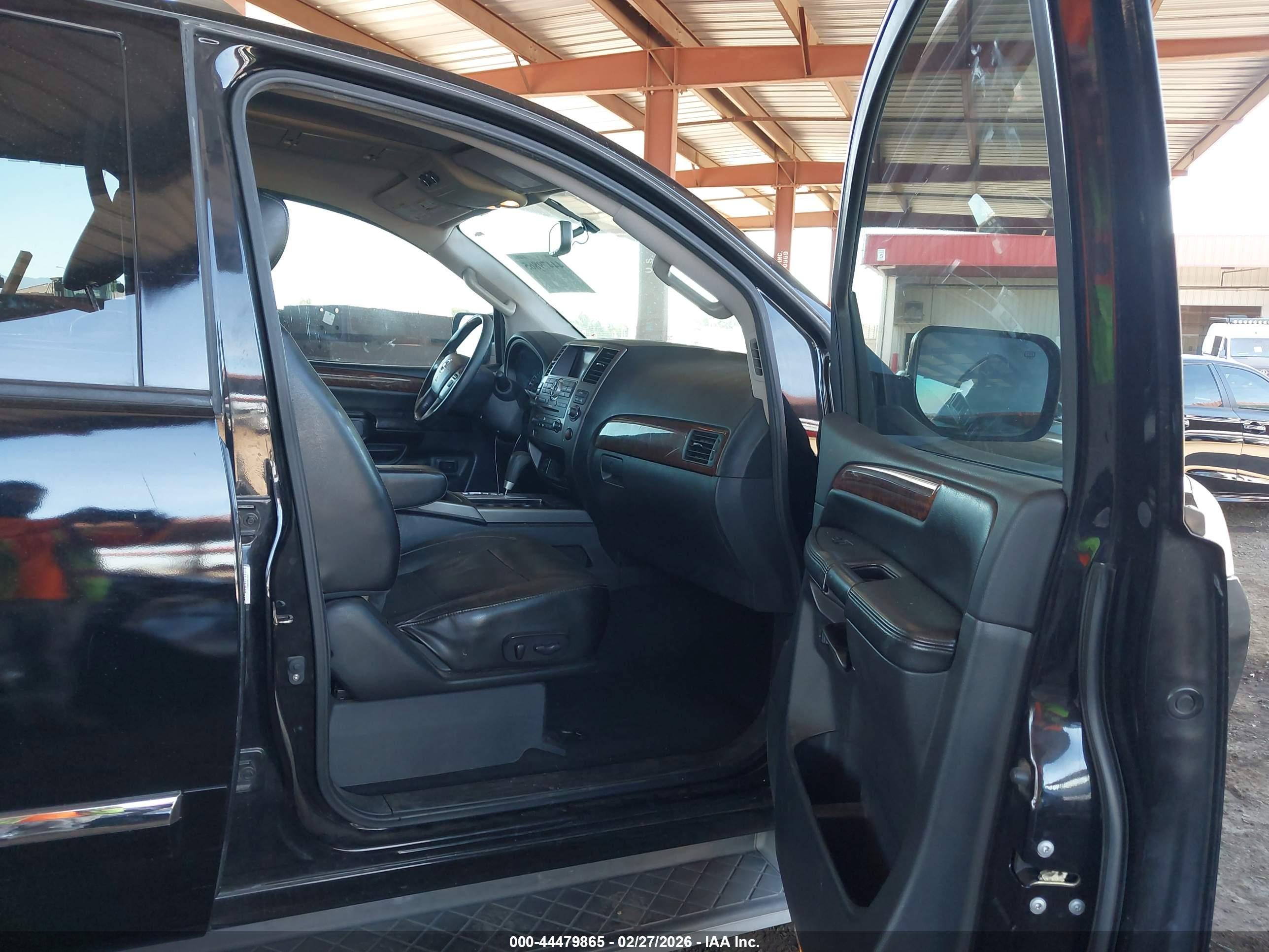 NISSAN ARMADA image 5