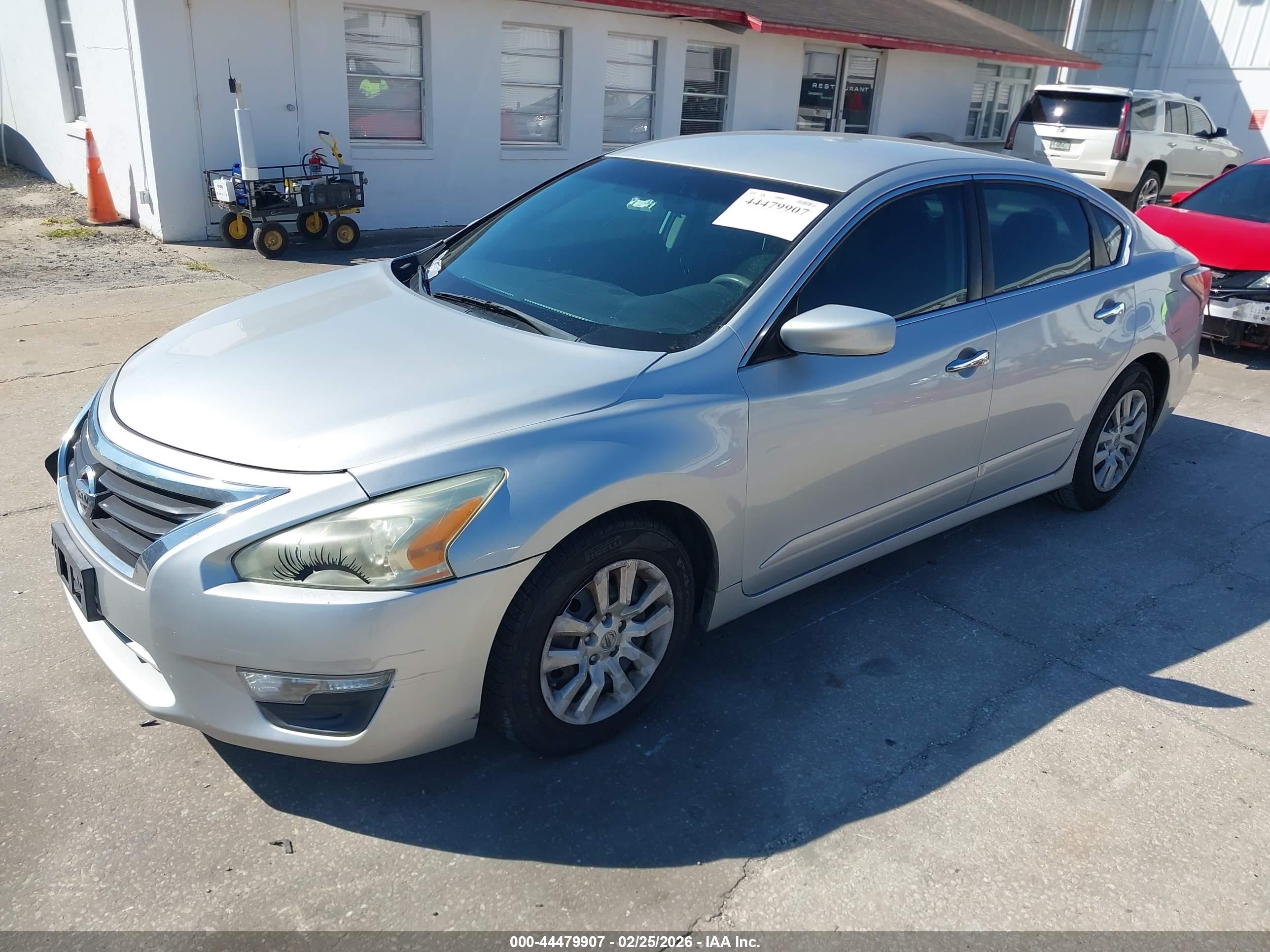 NISSAN ALTIMA image 2